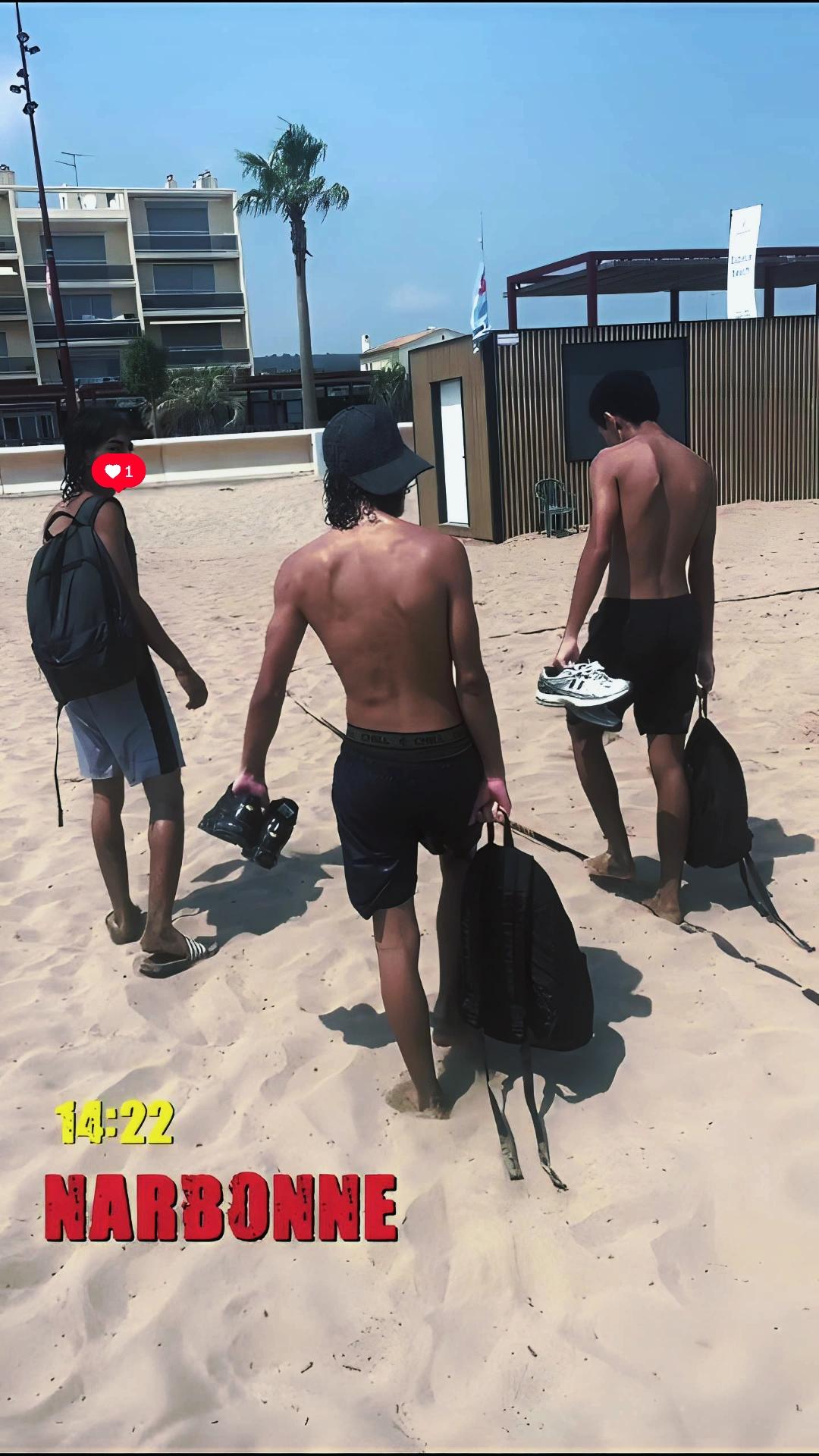 @𝐋𝐚𝐩𝐨𝐦𝐦𝐞𝟑𝟏𝐤🍎