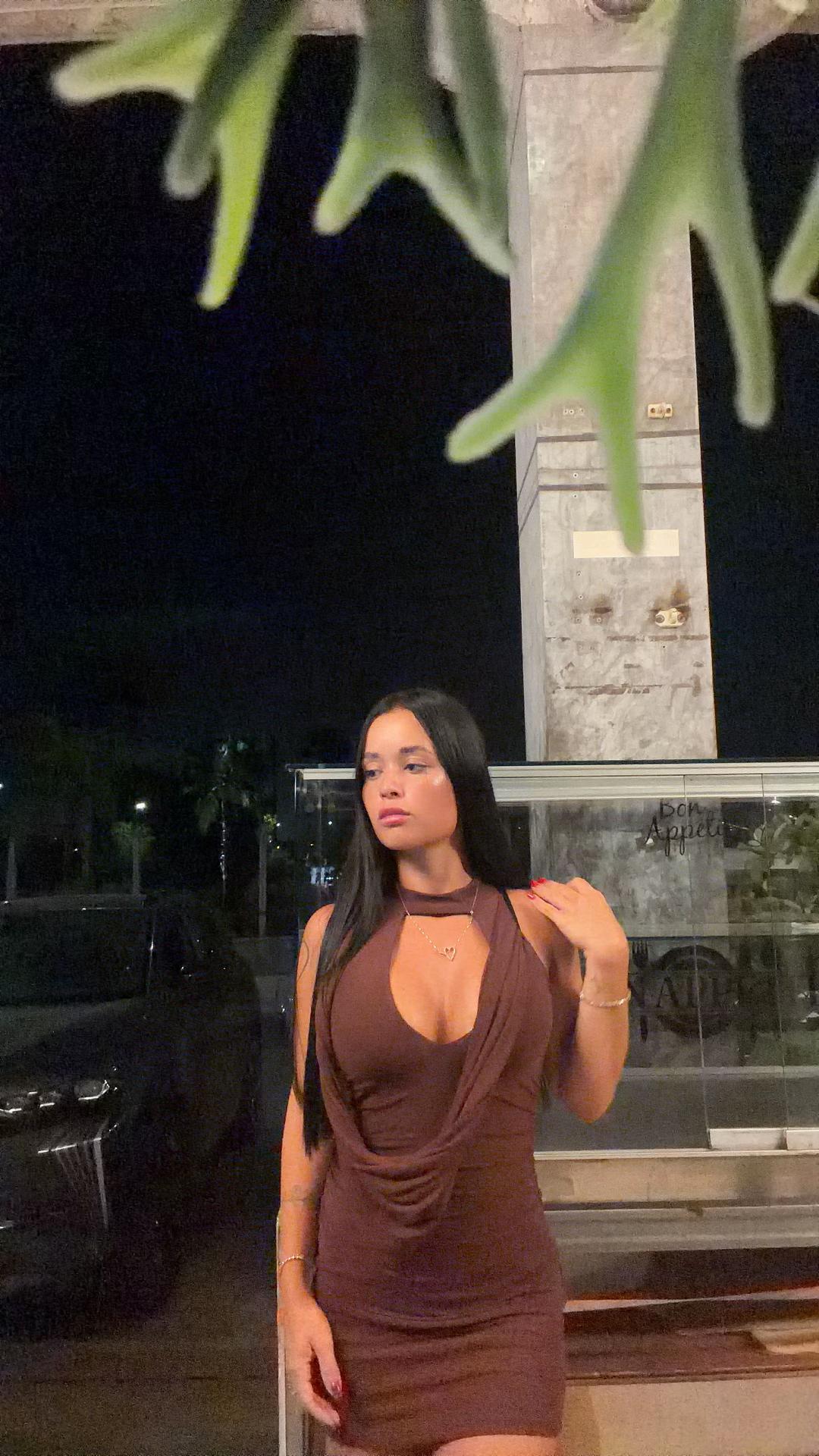 @tonyesara