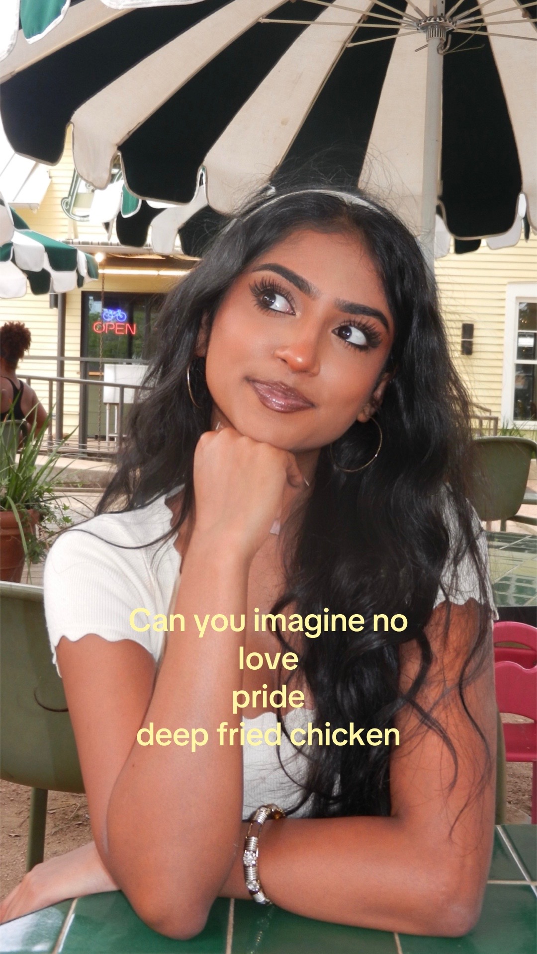 @nia