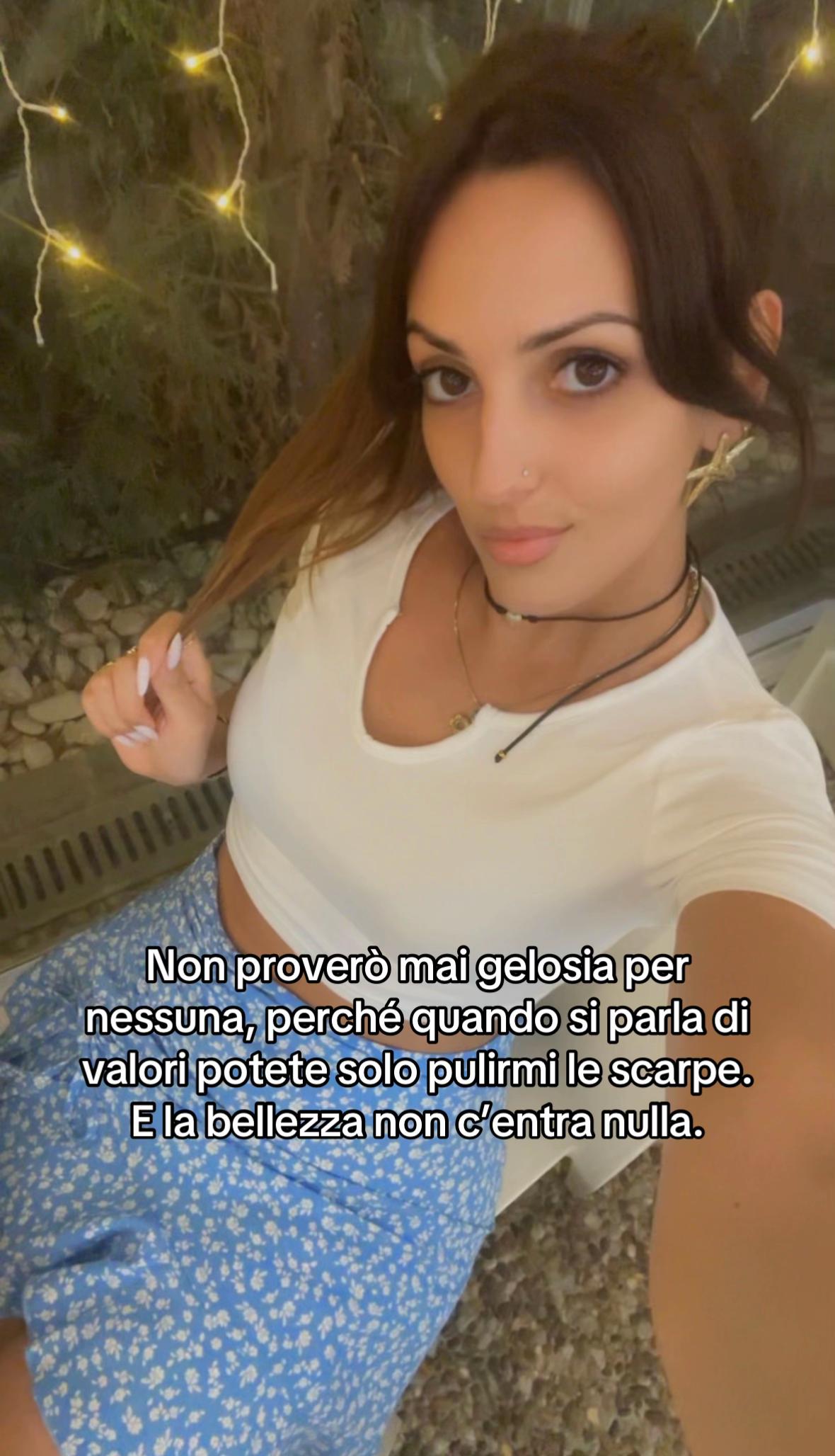 @mariacastellano_93