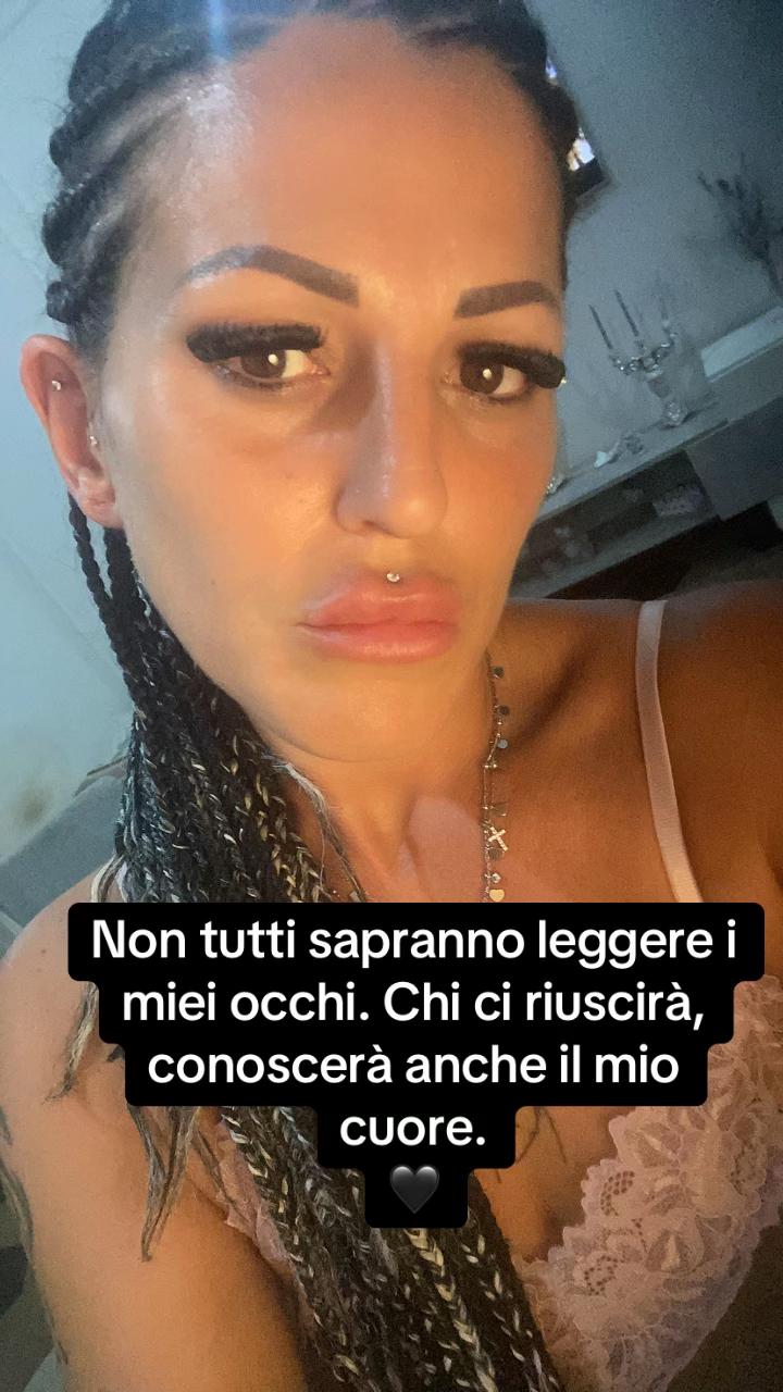 @Rosy🖤🐍