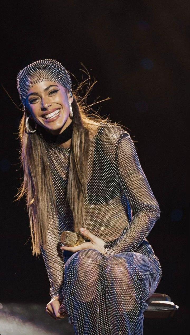 @♡ martina stoessel