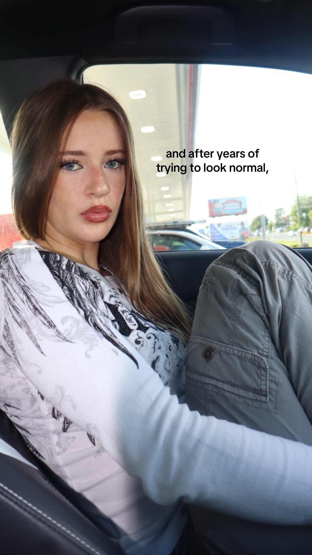 @chloe