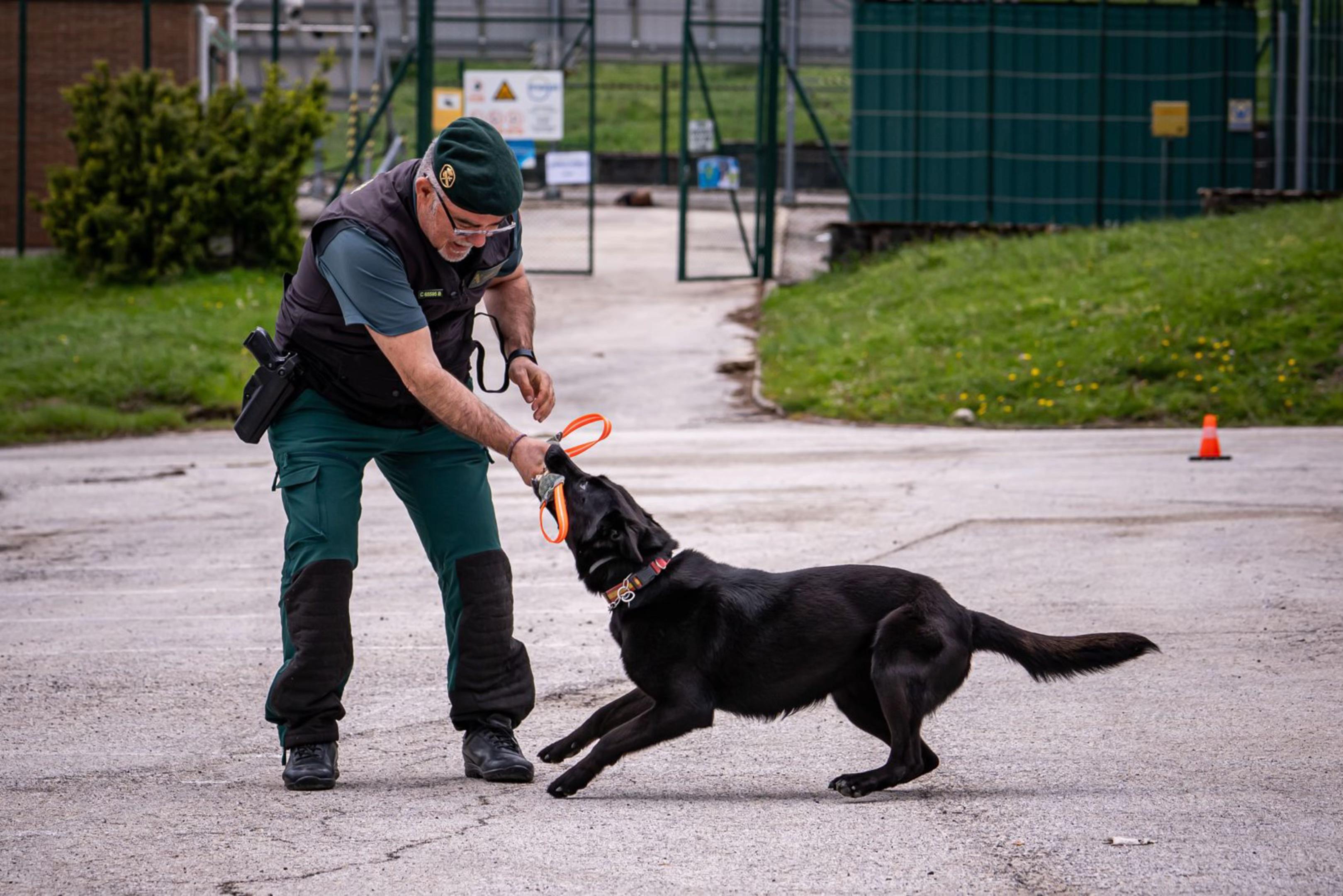 @Guardia Civil Navarra