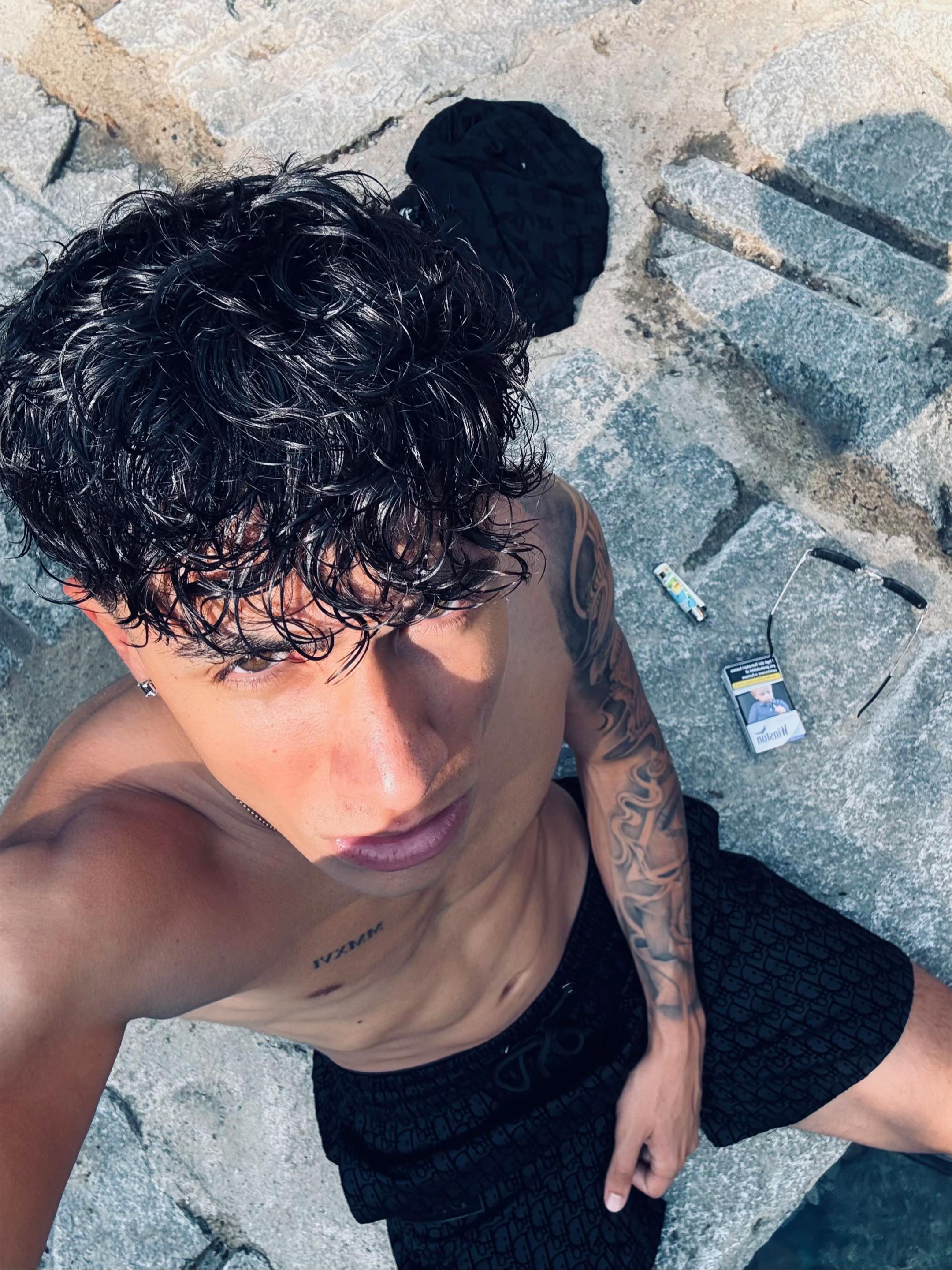@L E O N A R D O🦚