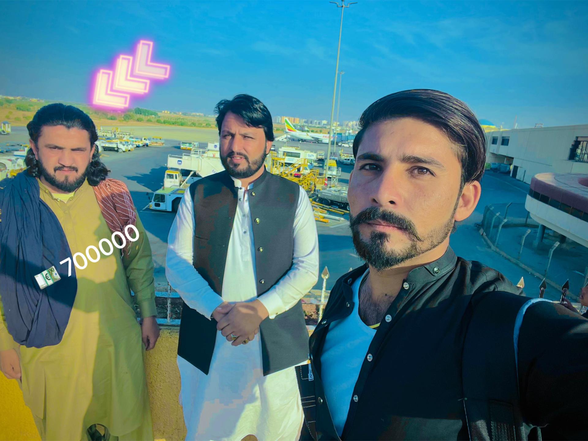 @Muneer KINGⓂ️