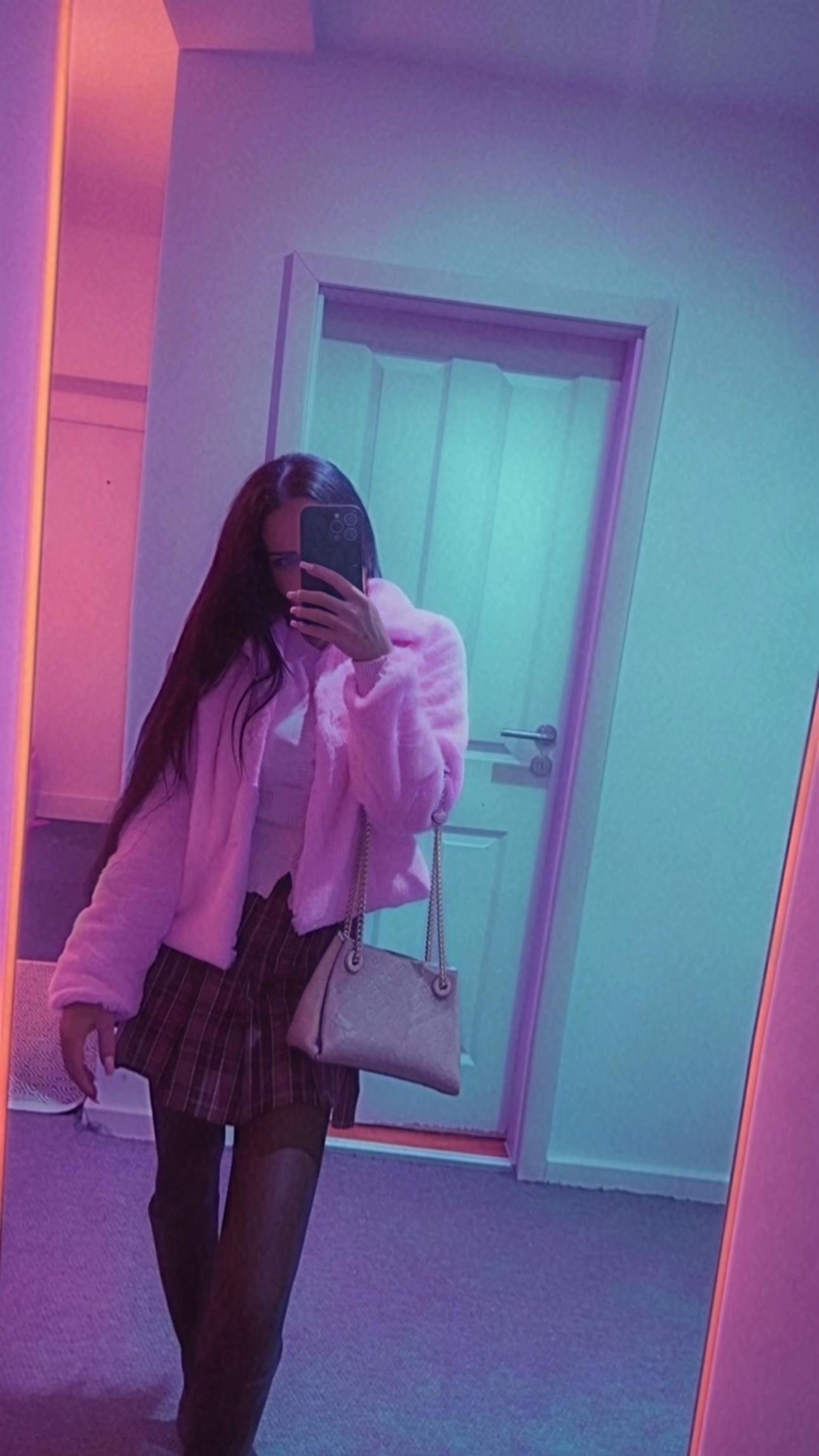 @Taja🦋