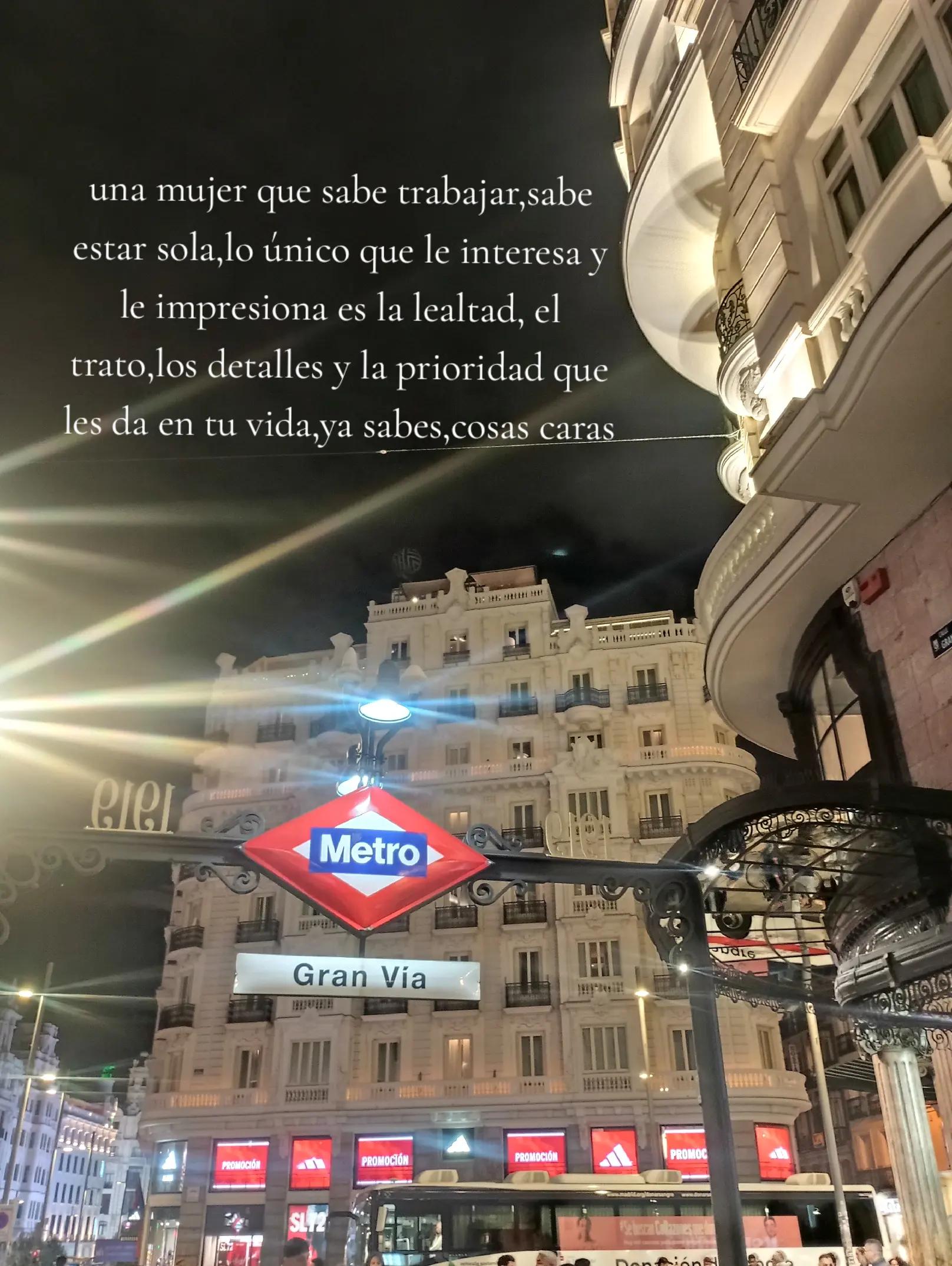 @Una cale&ntilde;a en Espa&ntilde;a.🇨🇴