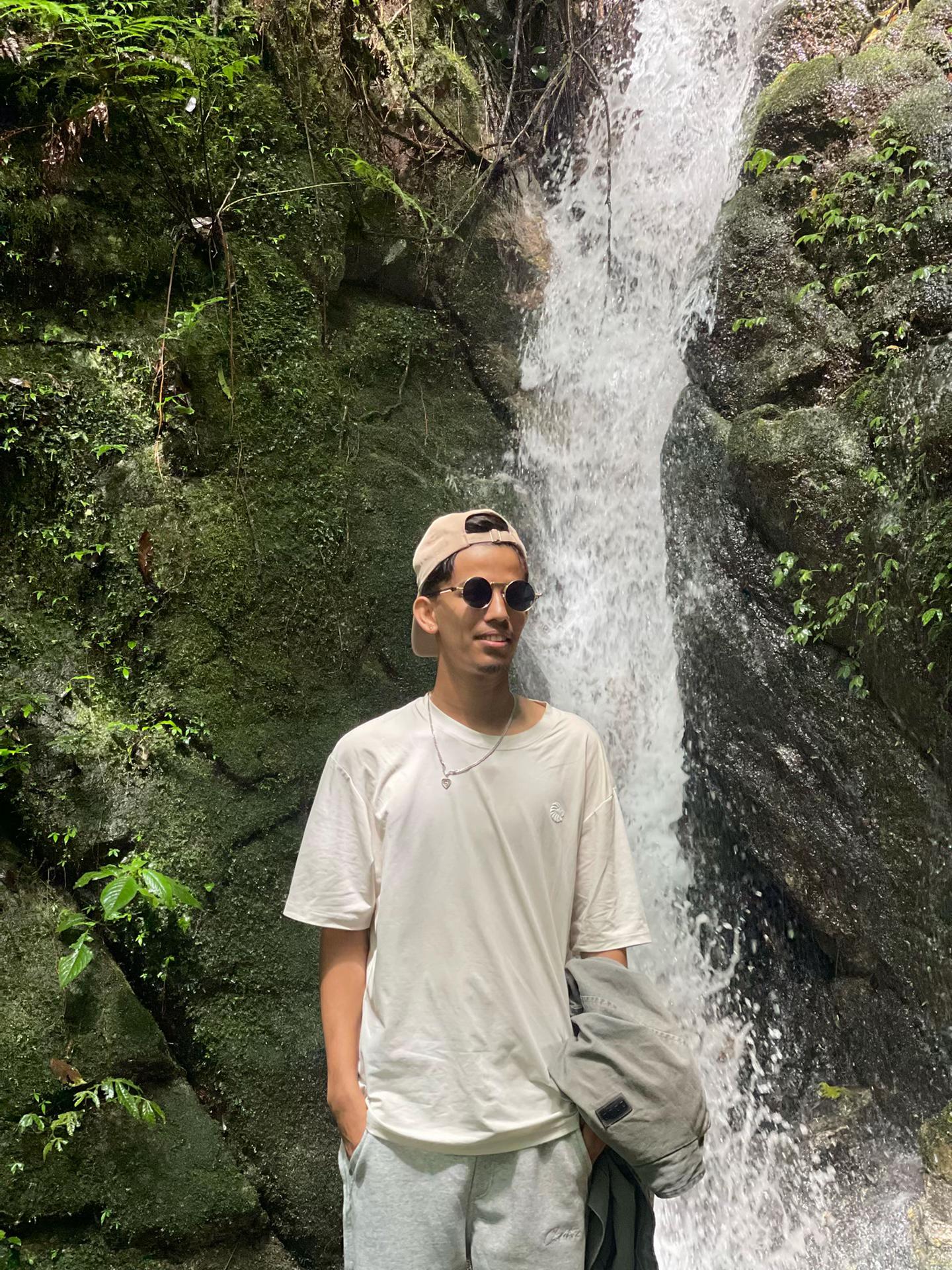 @MR ❤️🩹🥹CHEETRI💗