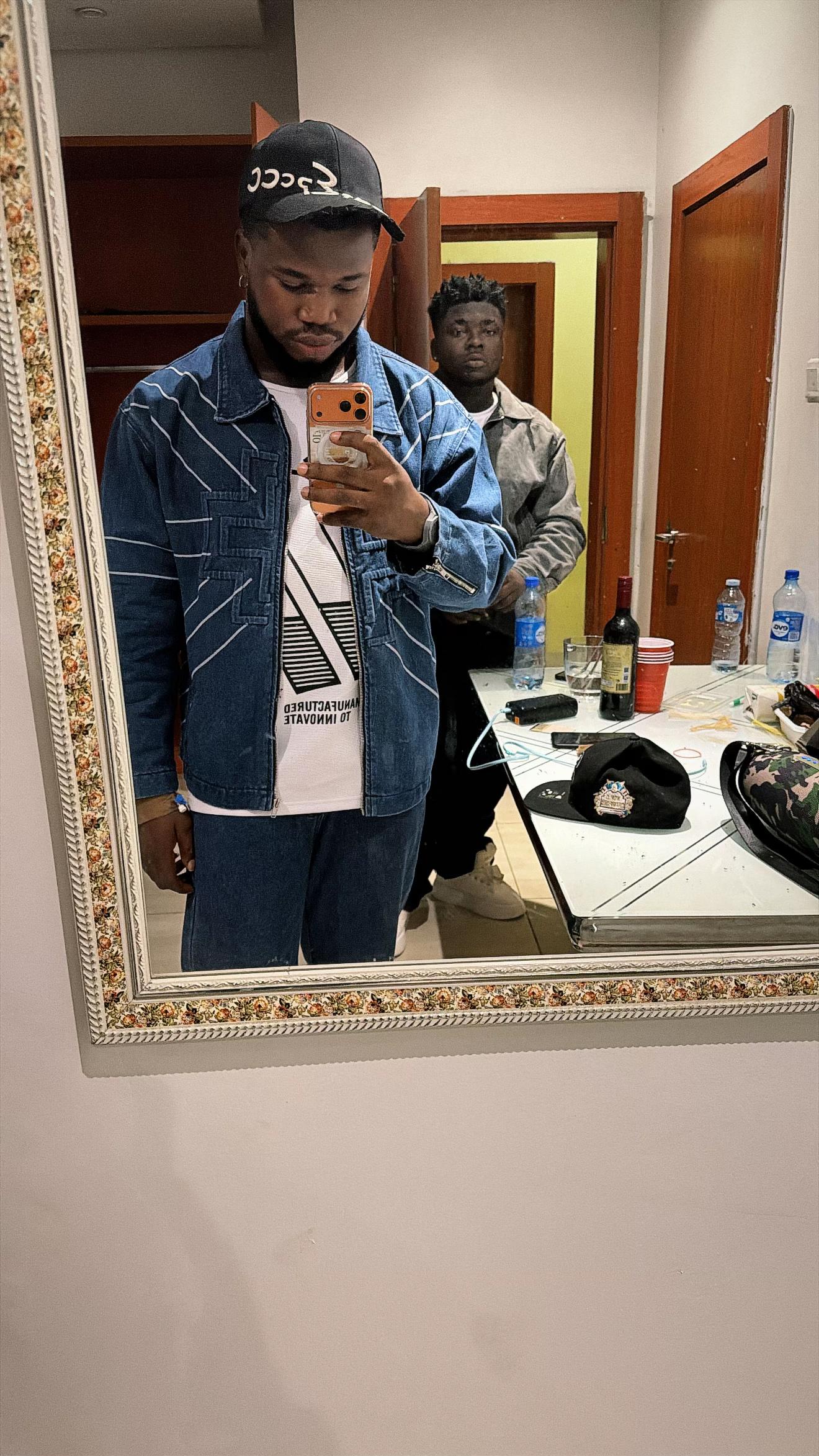 @R&iuml;ćk&euml;y 🇬🇭🇰🇷