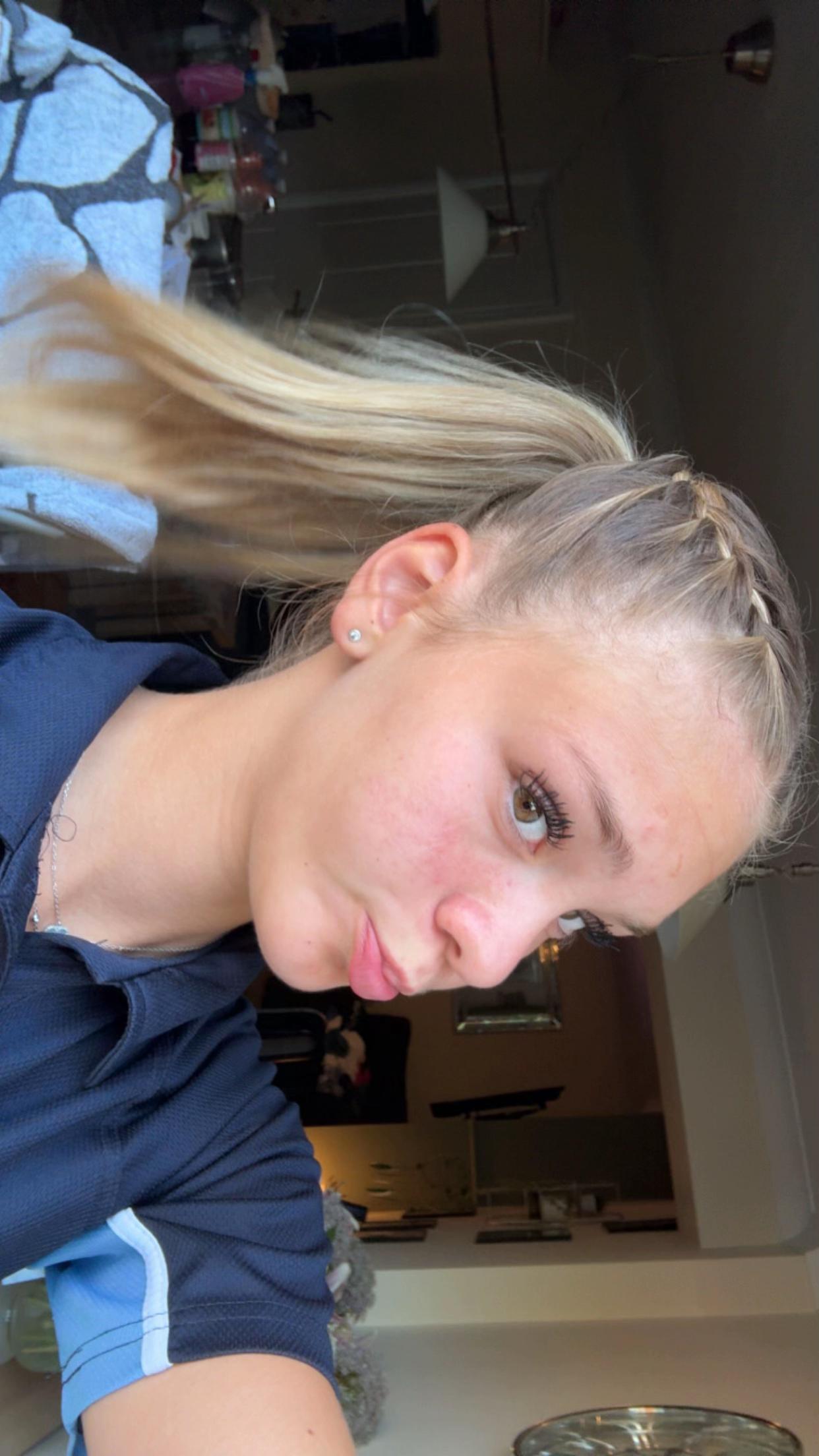 @xlaurah.x