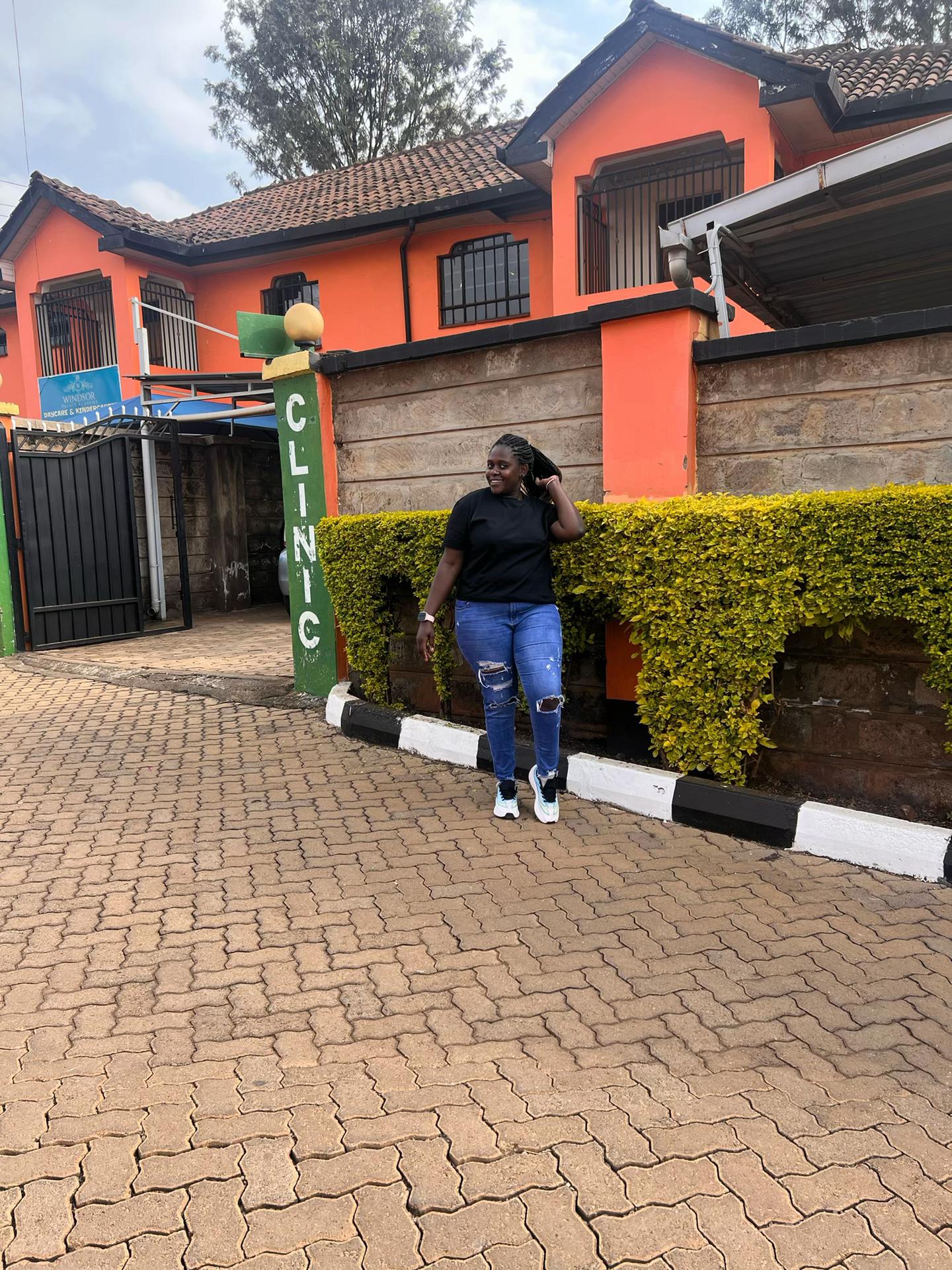 @Ivonne Clara🇰🇪