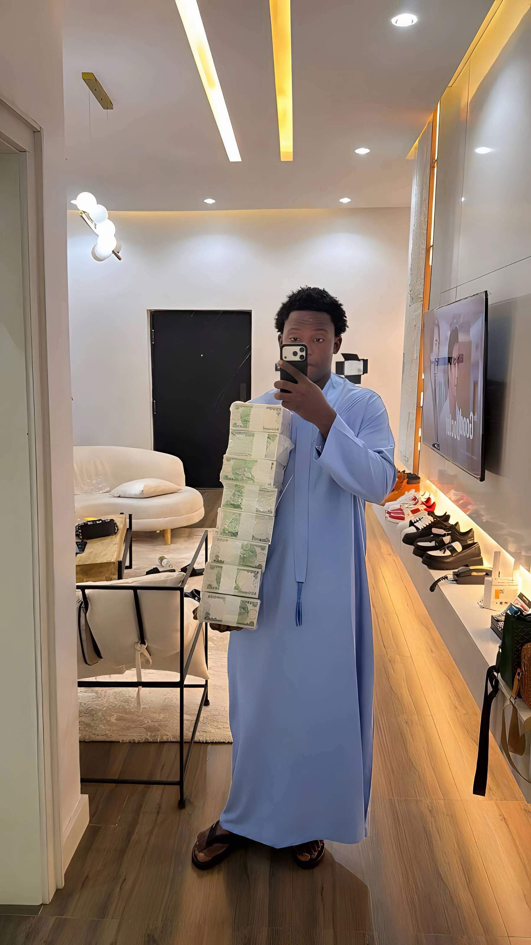 @Tompolo~fundz 🐍📿😡❤️👑🚀