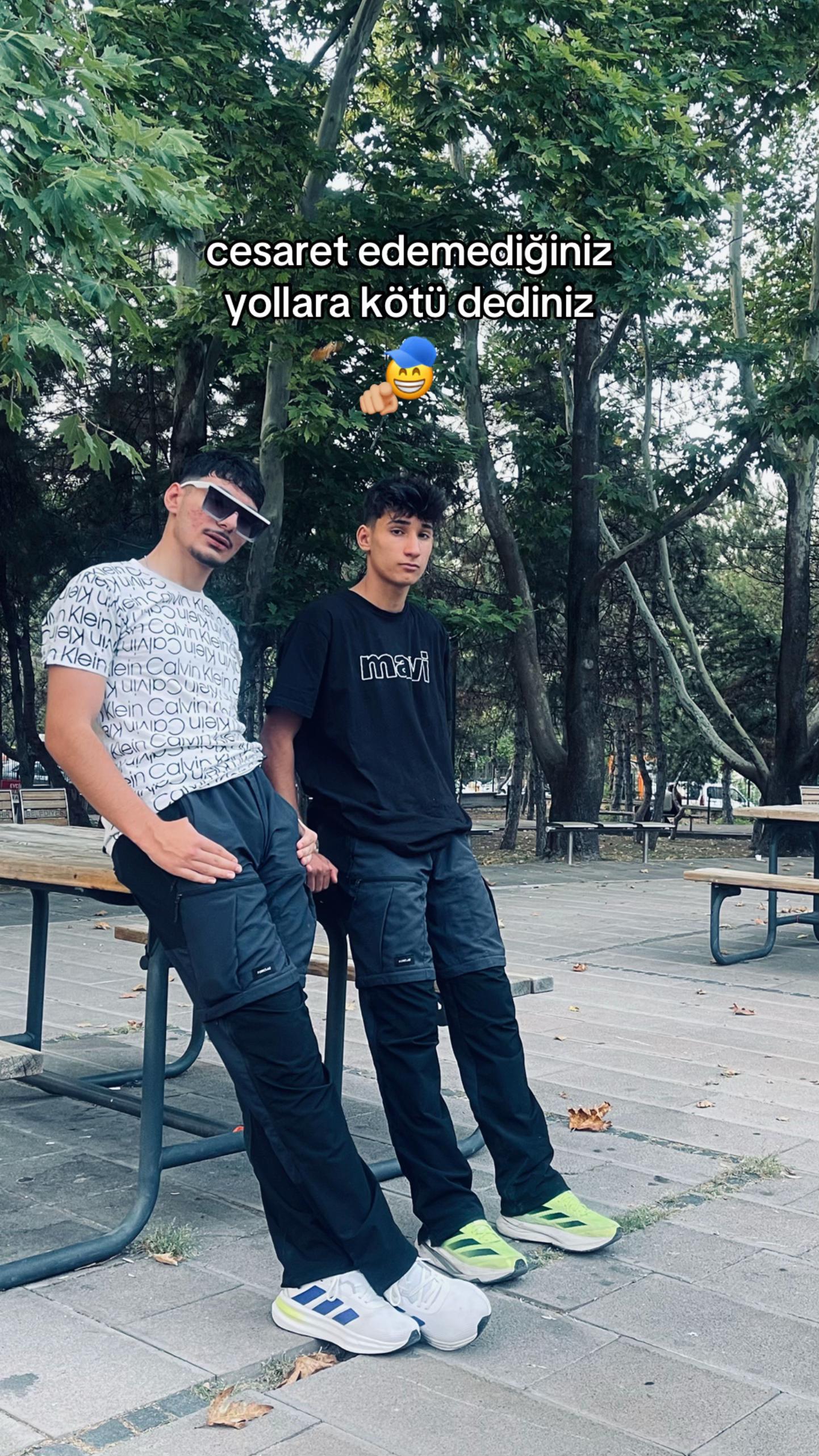 @🗽