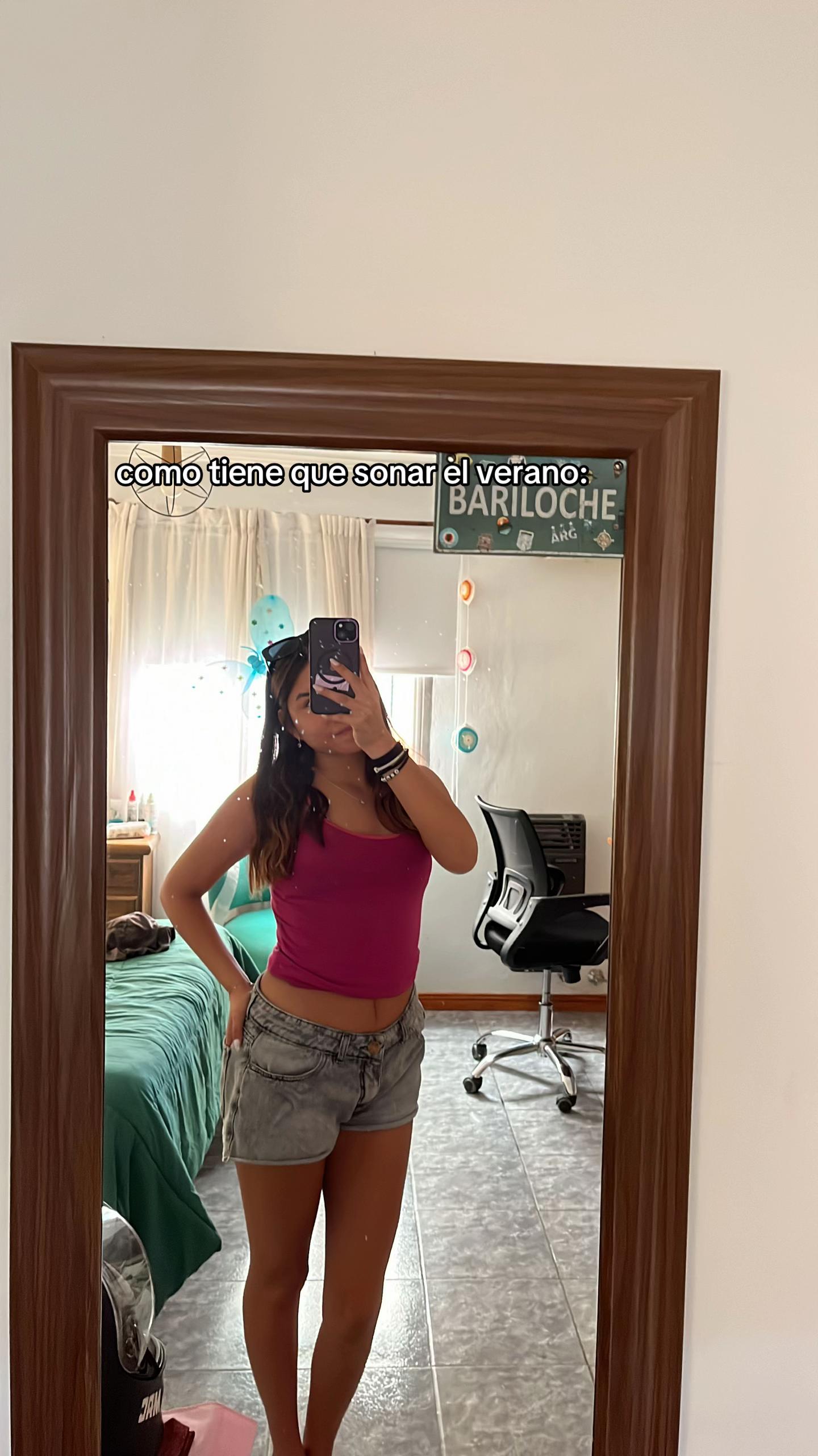 @Ari🖤