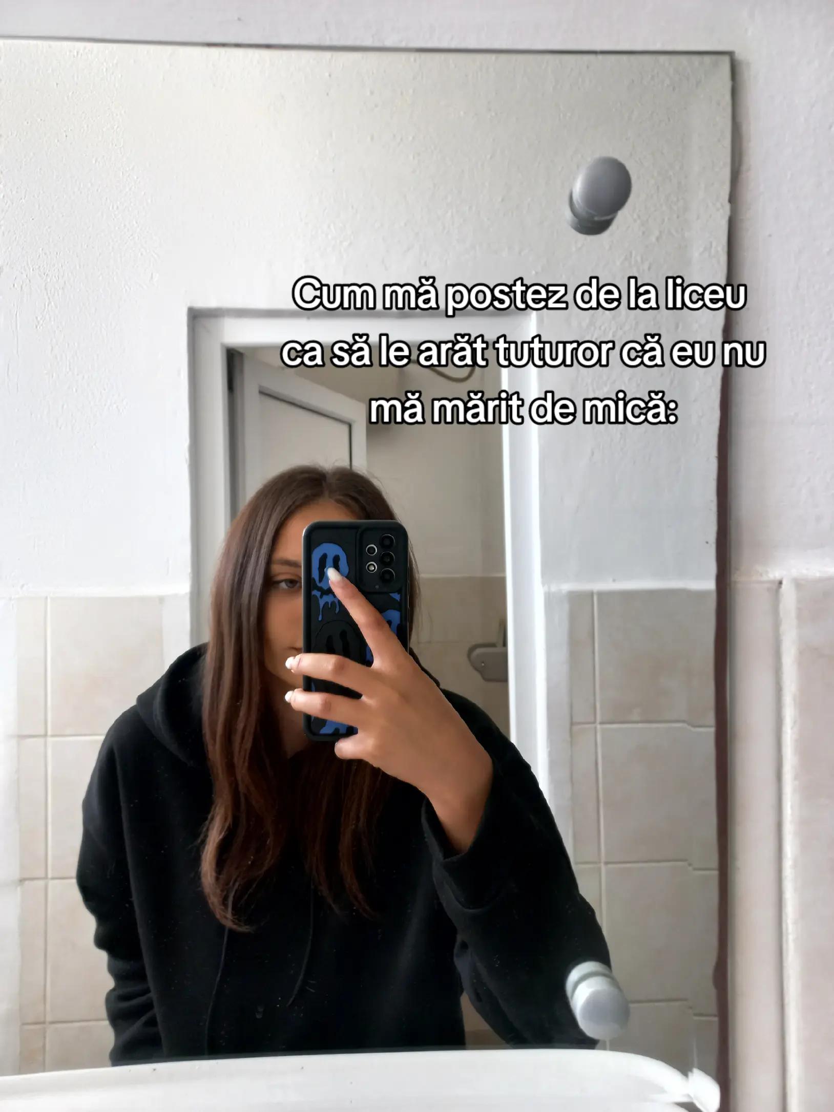 @🦋Moniana🧊