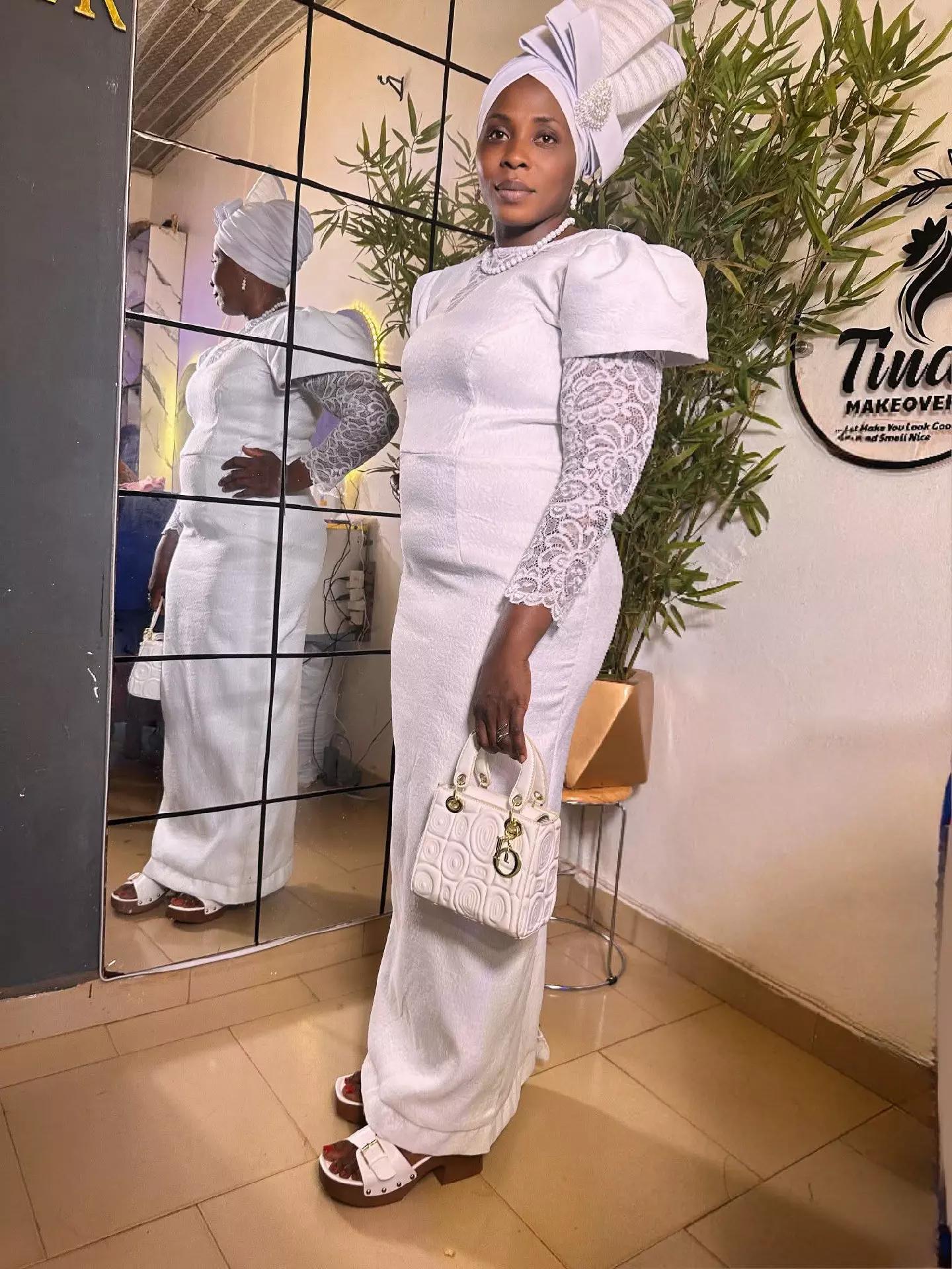 @Shopwith BevGray Stores 💕