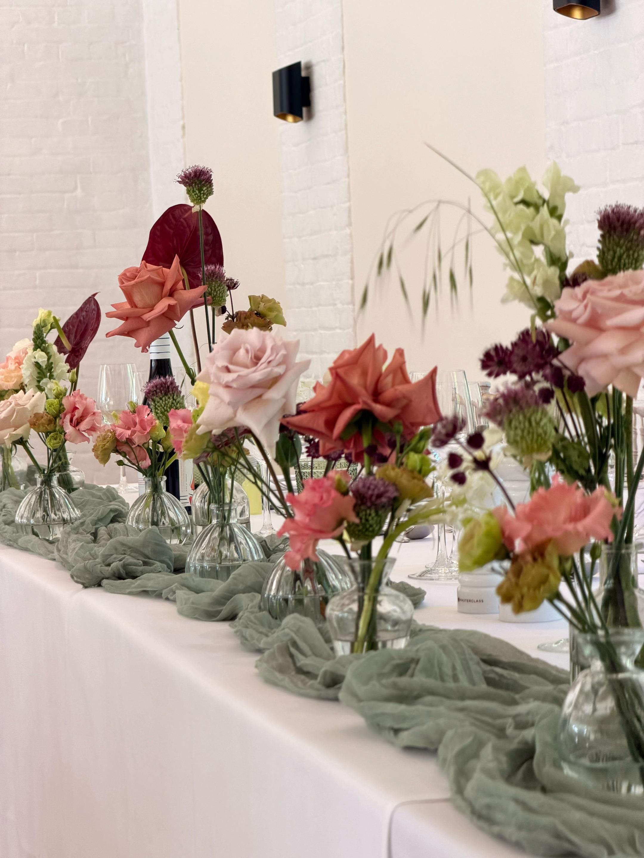 @Lily Cora Flowers 🌸