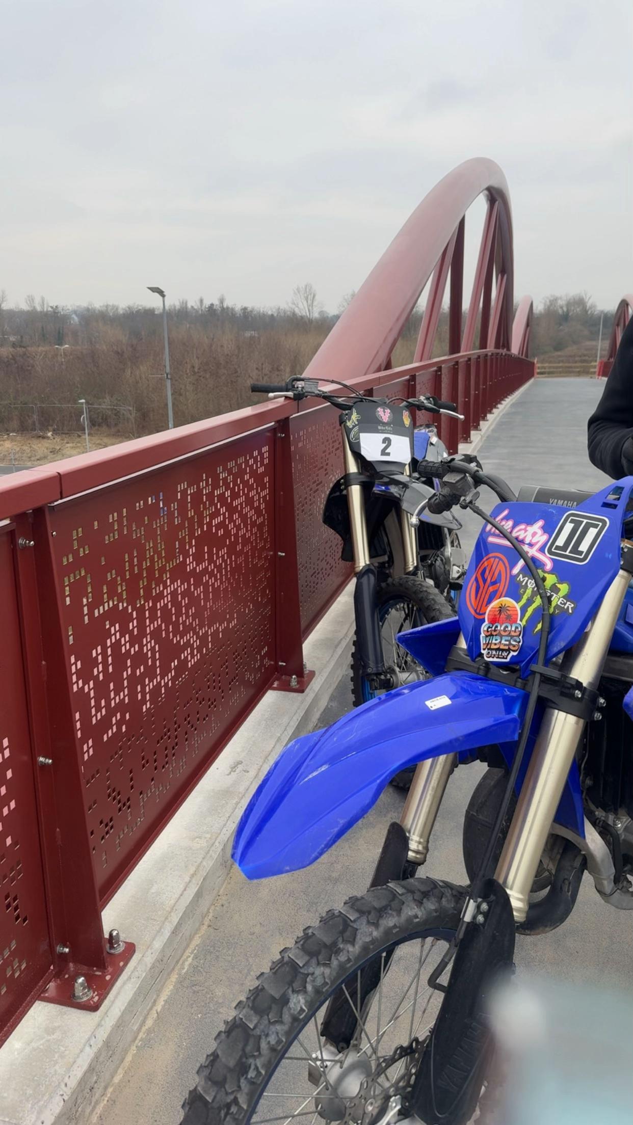 @dirtbike.rks