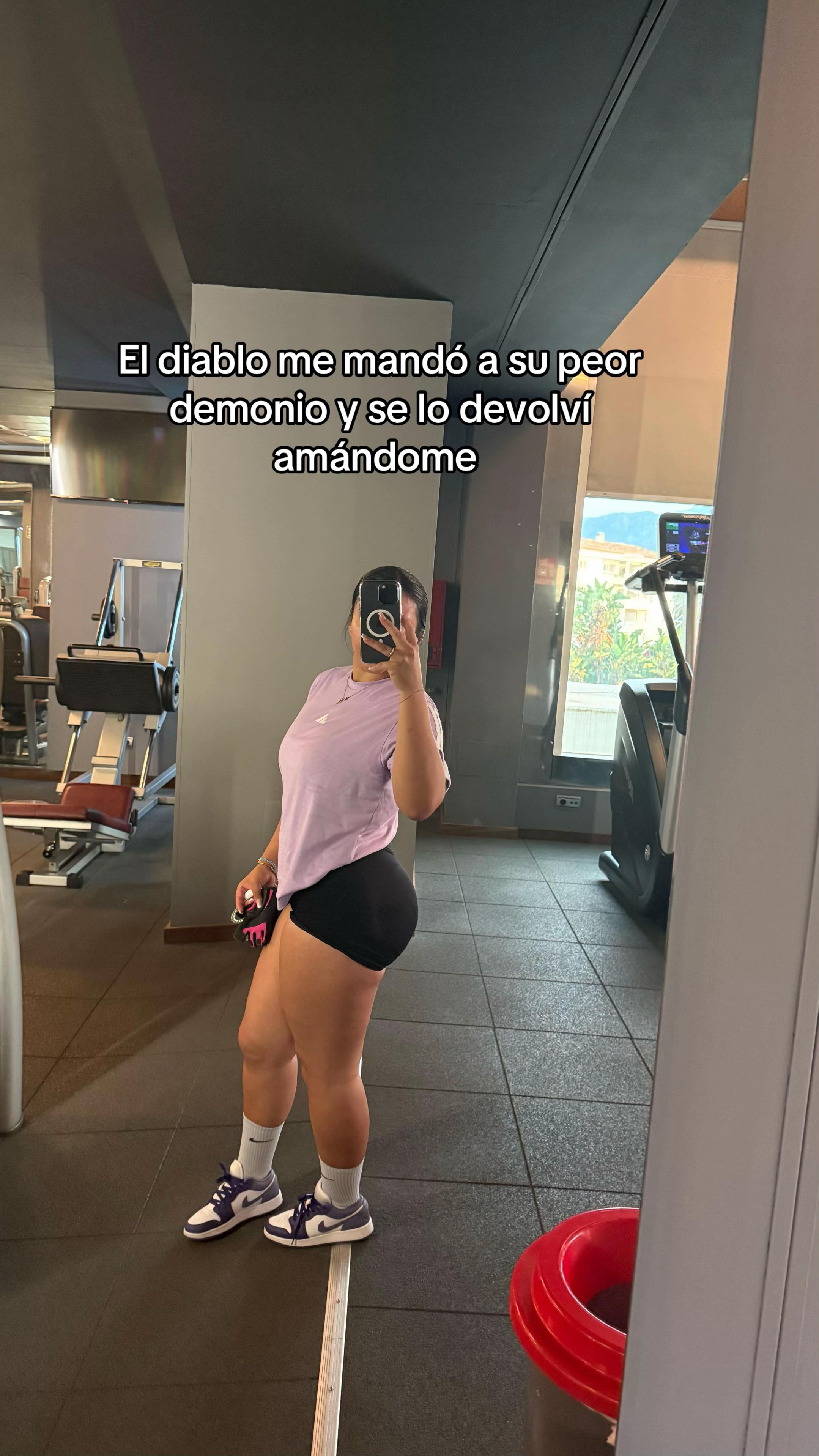 @Pau🖤