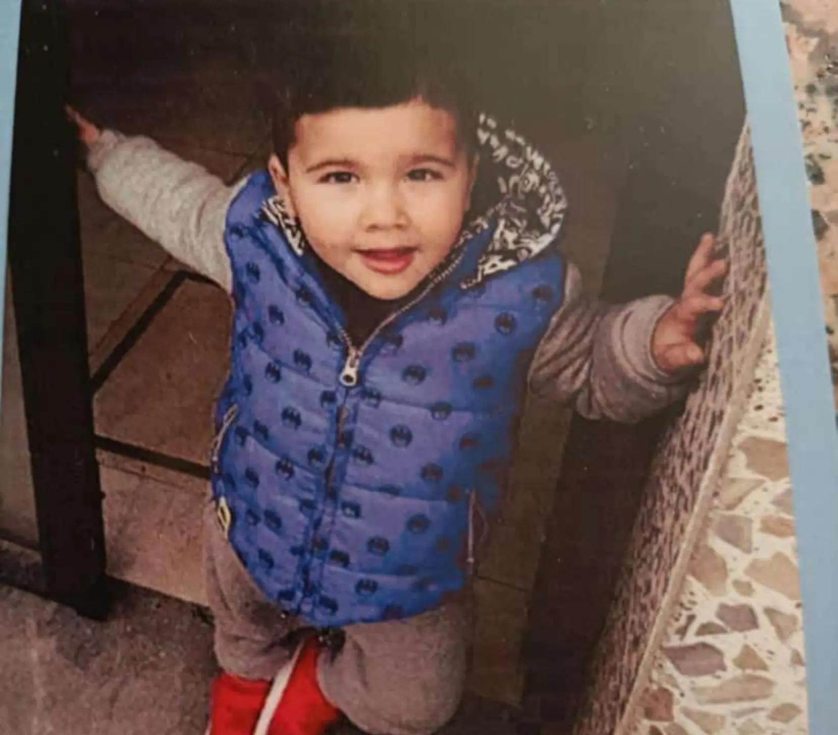 @ana cabello