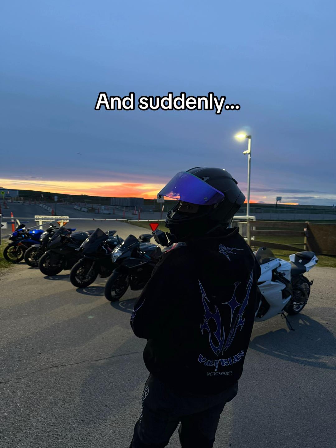 @Ultravioletmoto