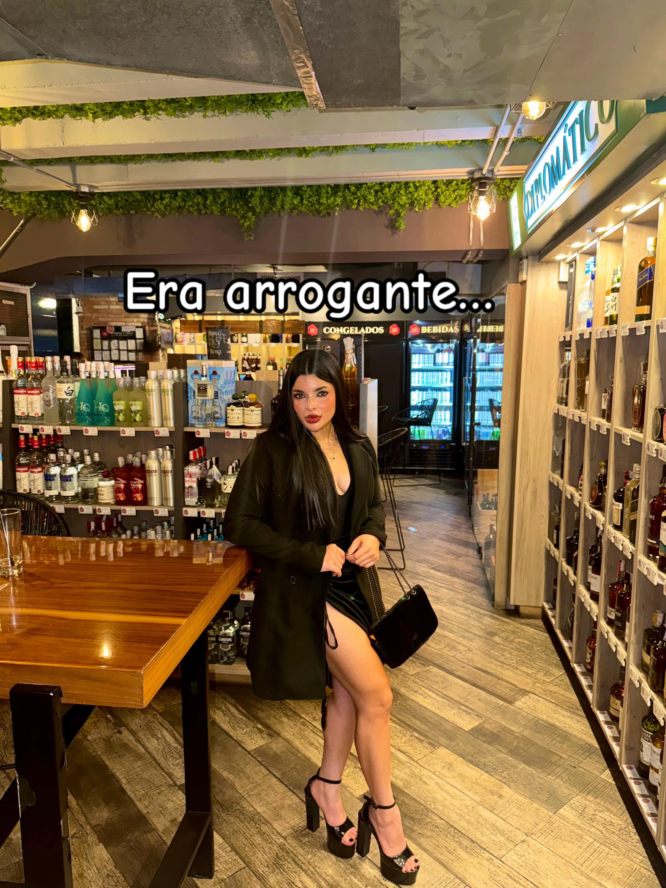 @Mónica Karina☕️