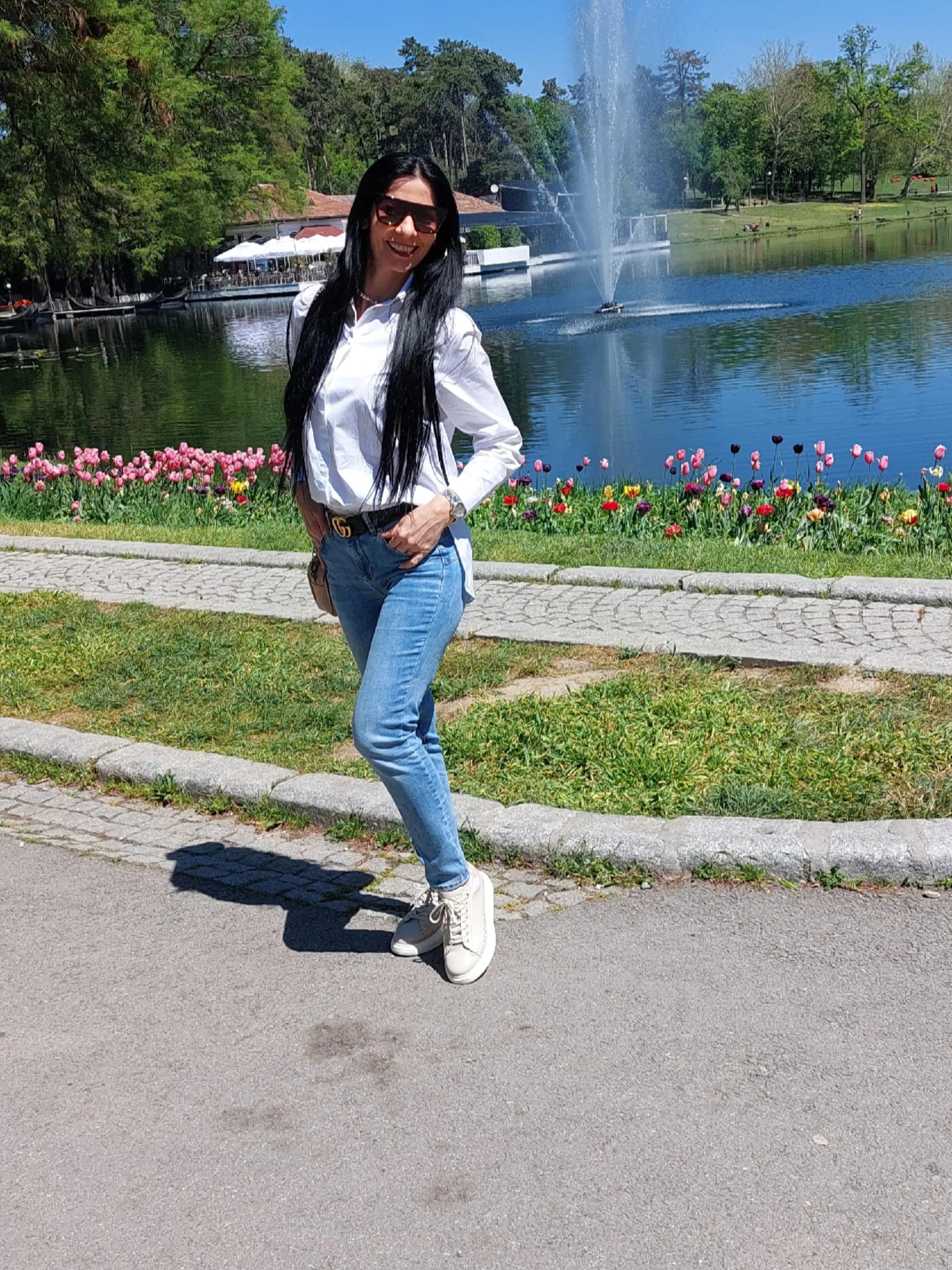 @Petrescu Monica