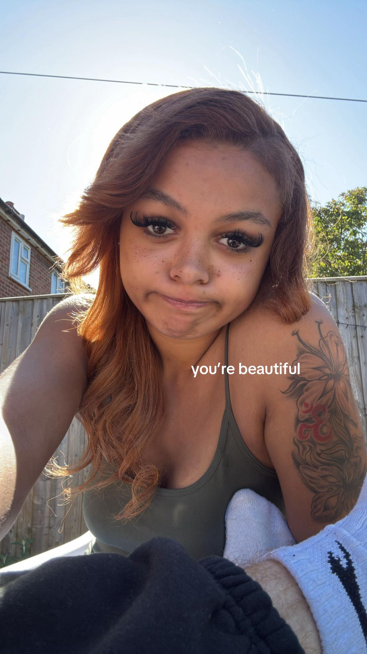 @prettyfaceee247