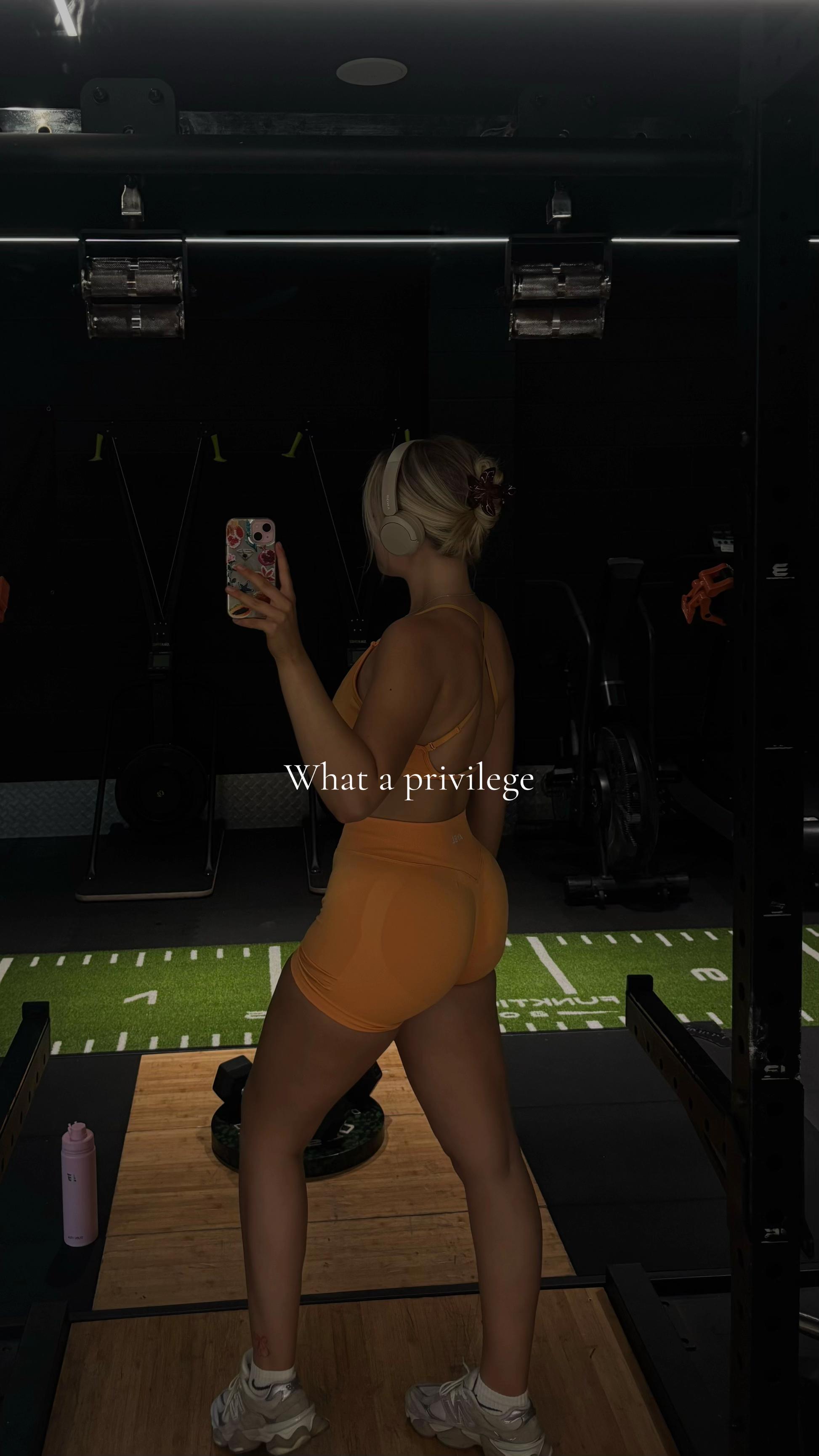 @By Liv