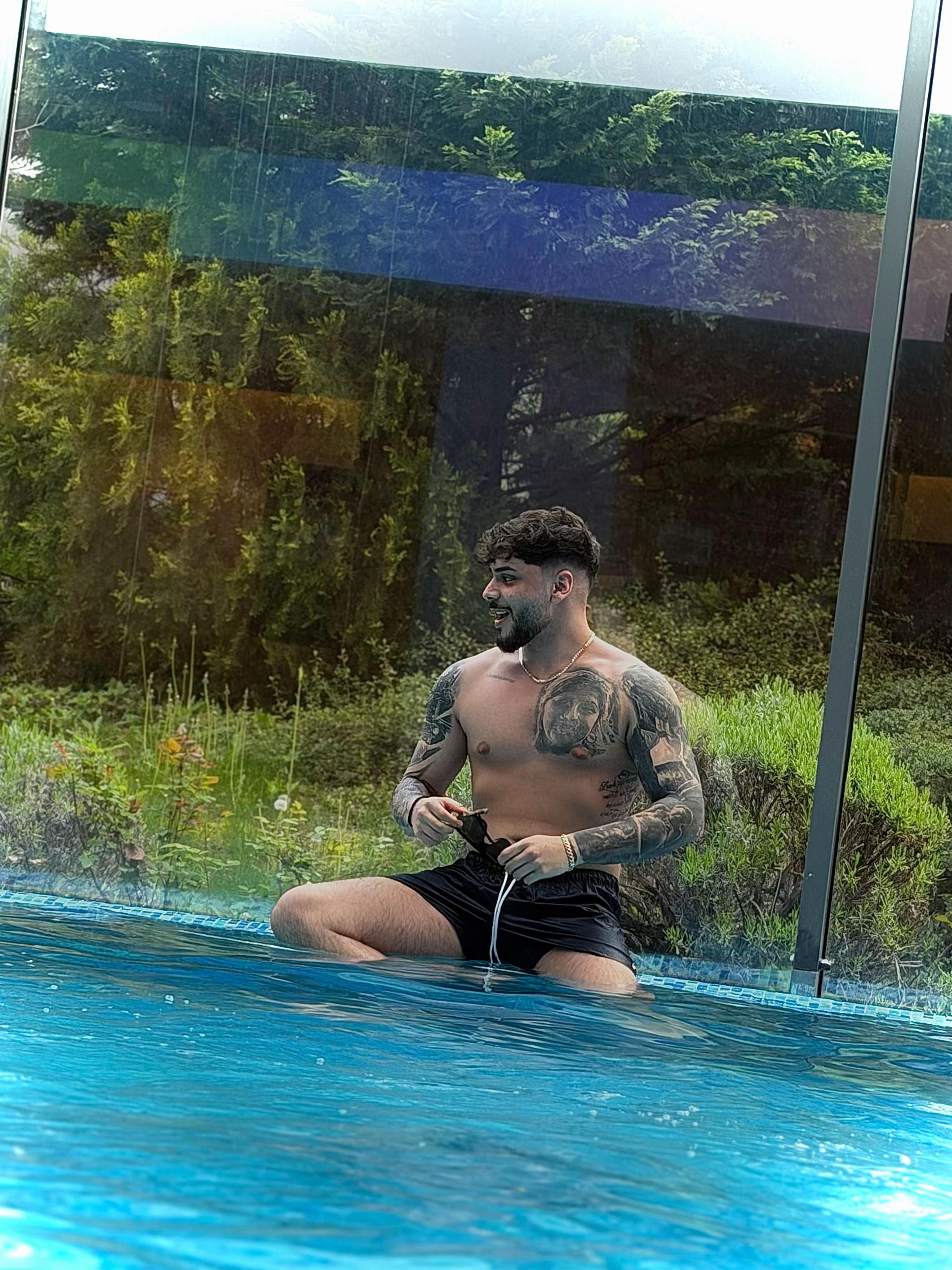 @mariombx