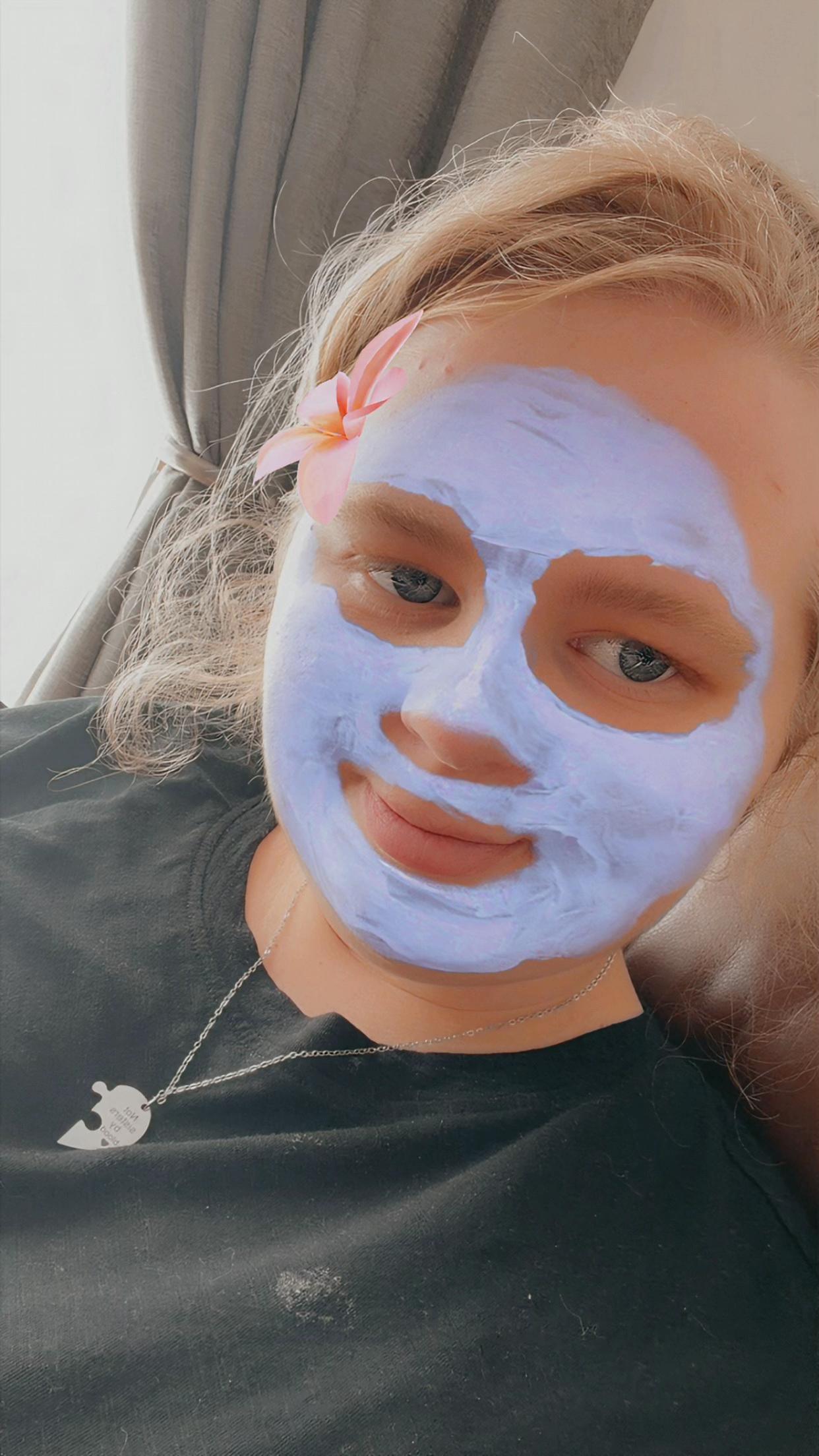 @Itsyagirl_queencourtney7