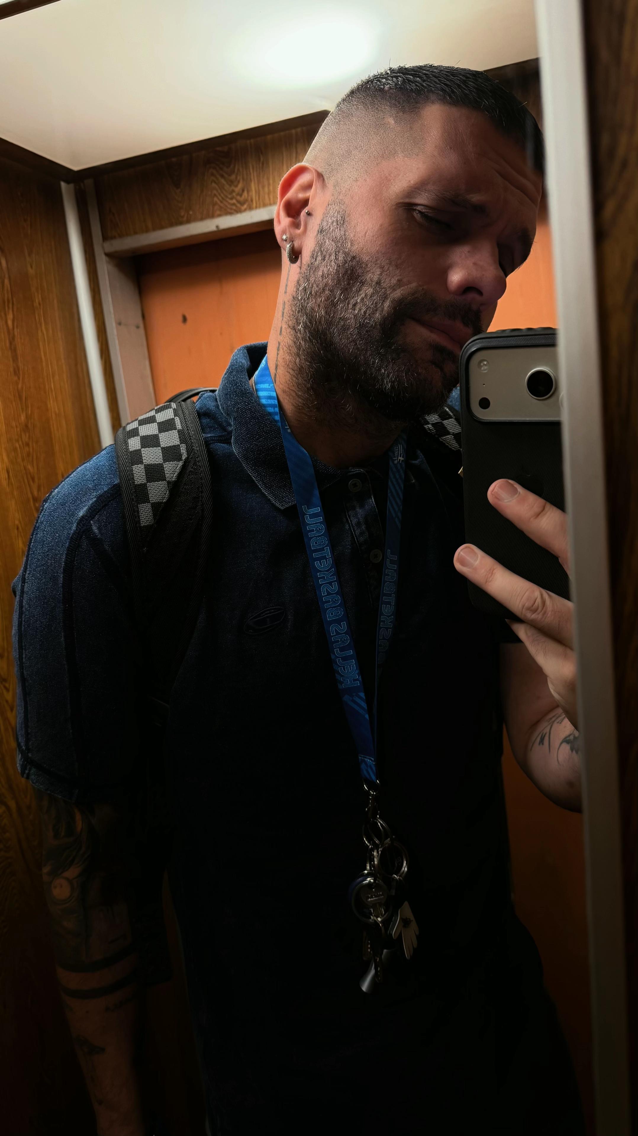 @Akis Tsikogias