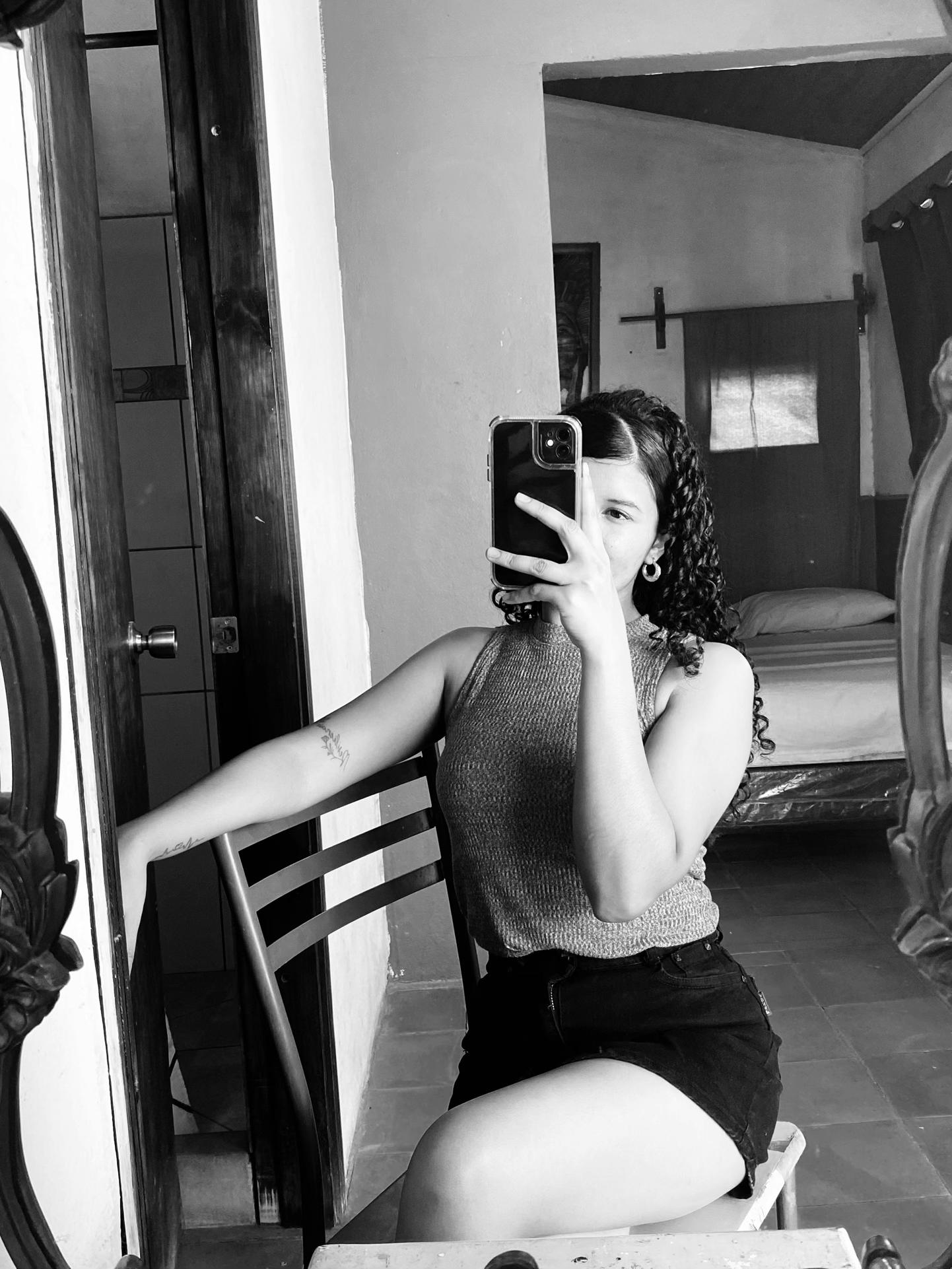 @MÀRY..🦋