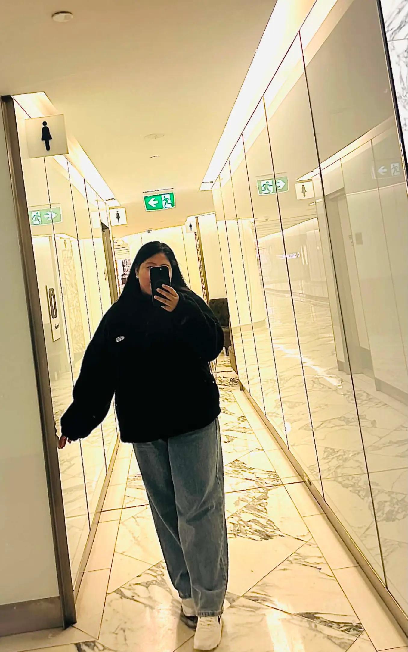 @• ACCOUNT •