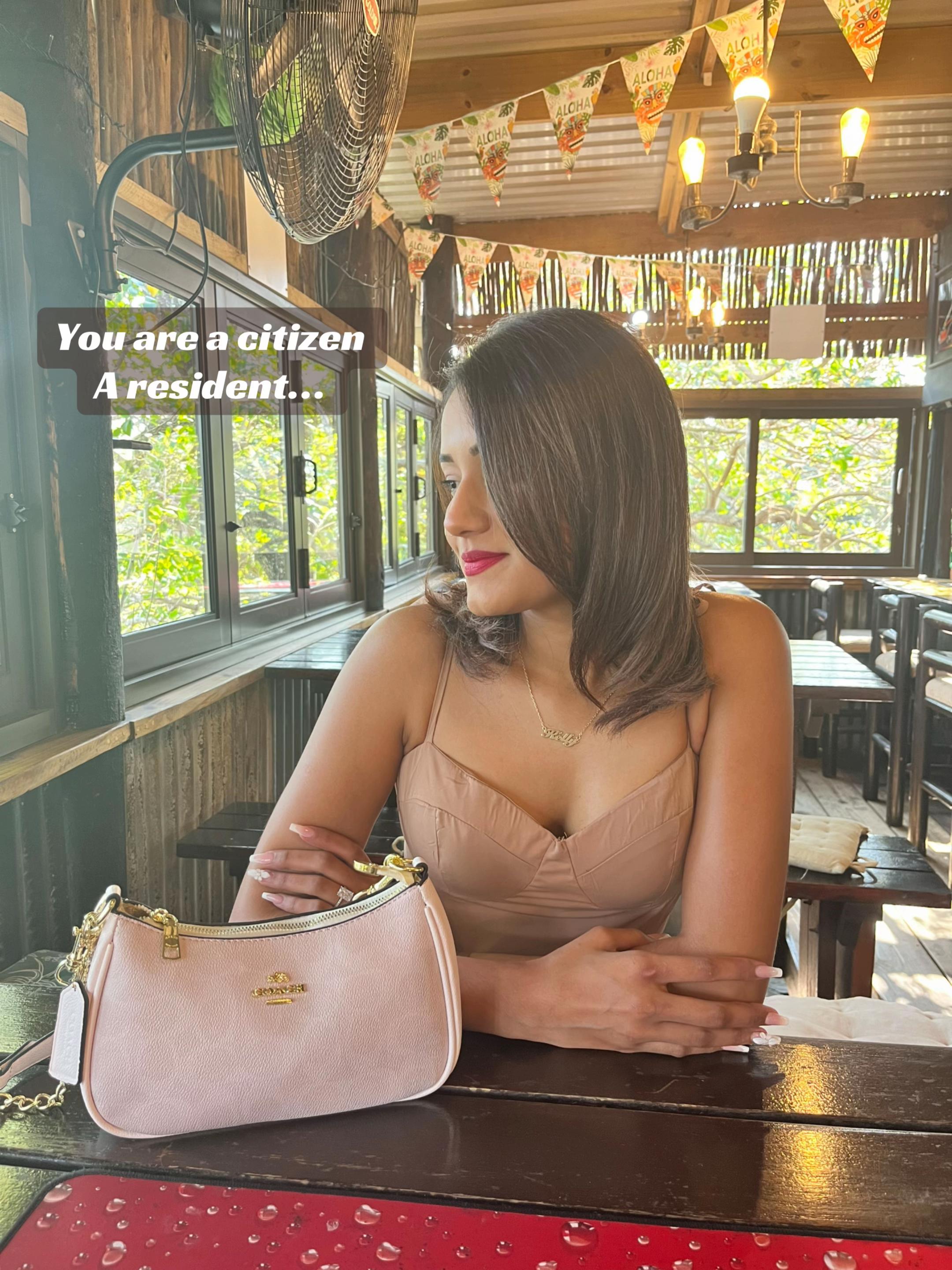 @𝐾𝑒𝑙𝑙𝑦𝐶ℎ𝑎𝑛𝑡𝑒𝑁𝑎𝑖𝑟♡
