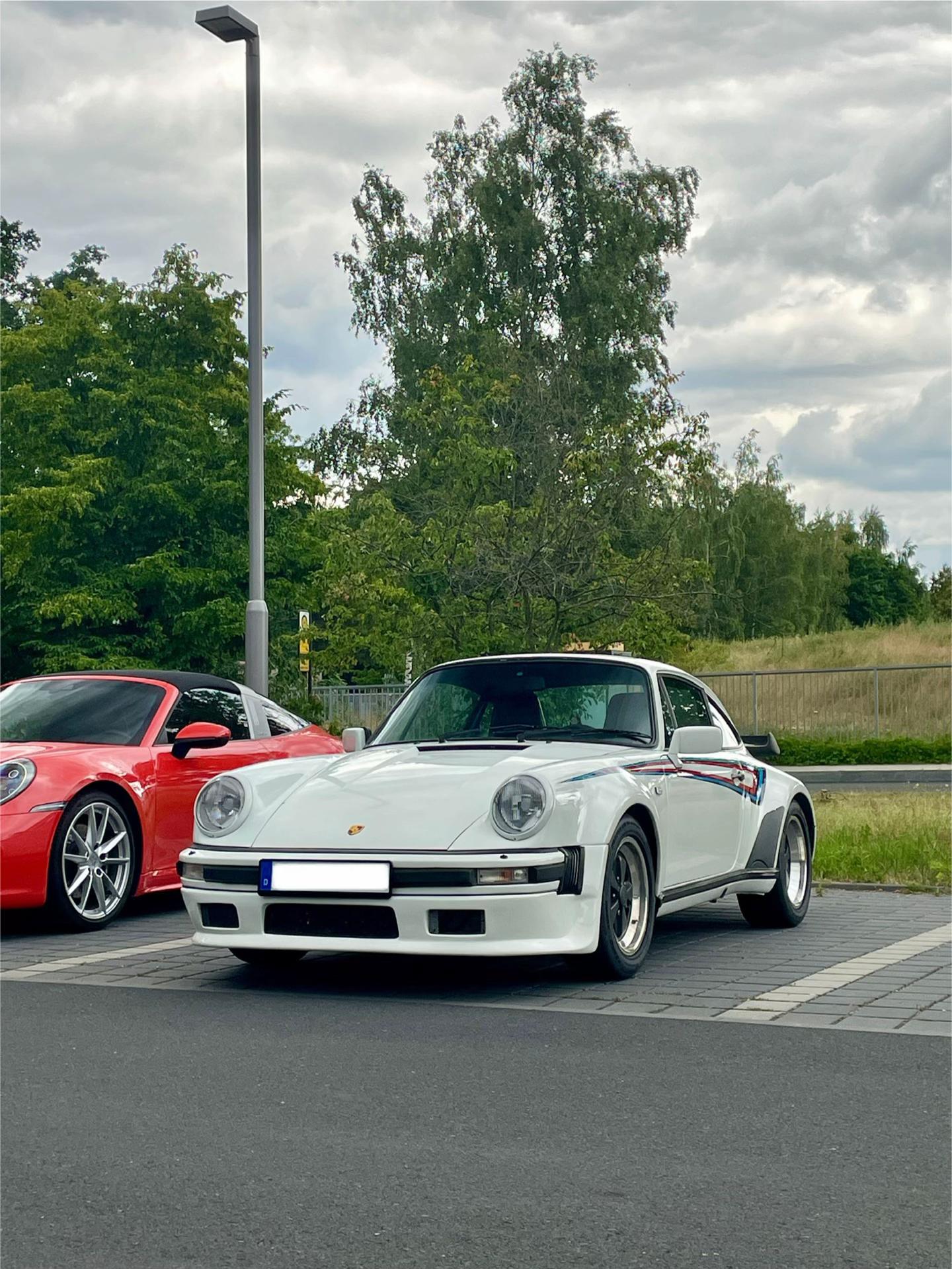 @🏎️