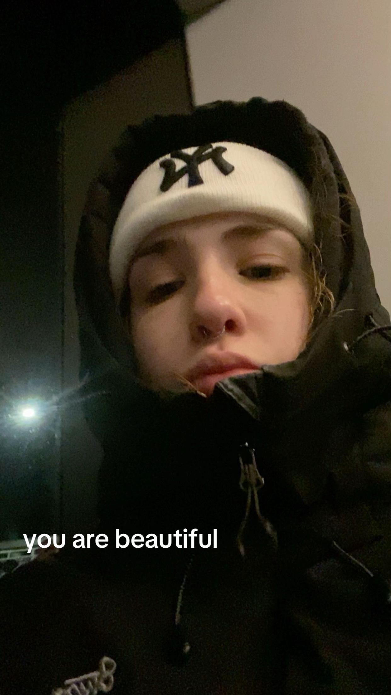 @alexandrazn