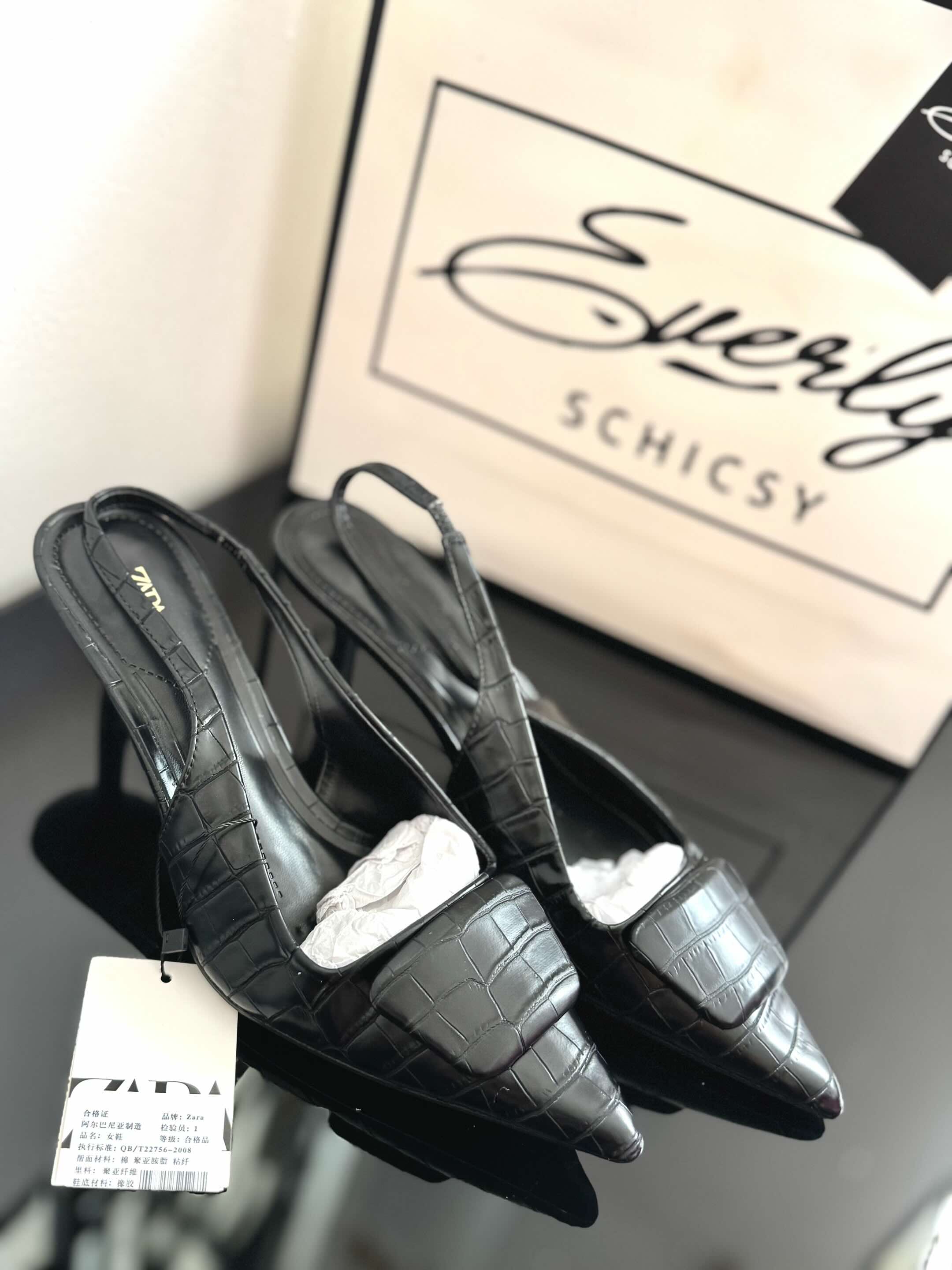 @Schicsy by Evérly🛍️