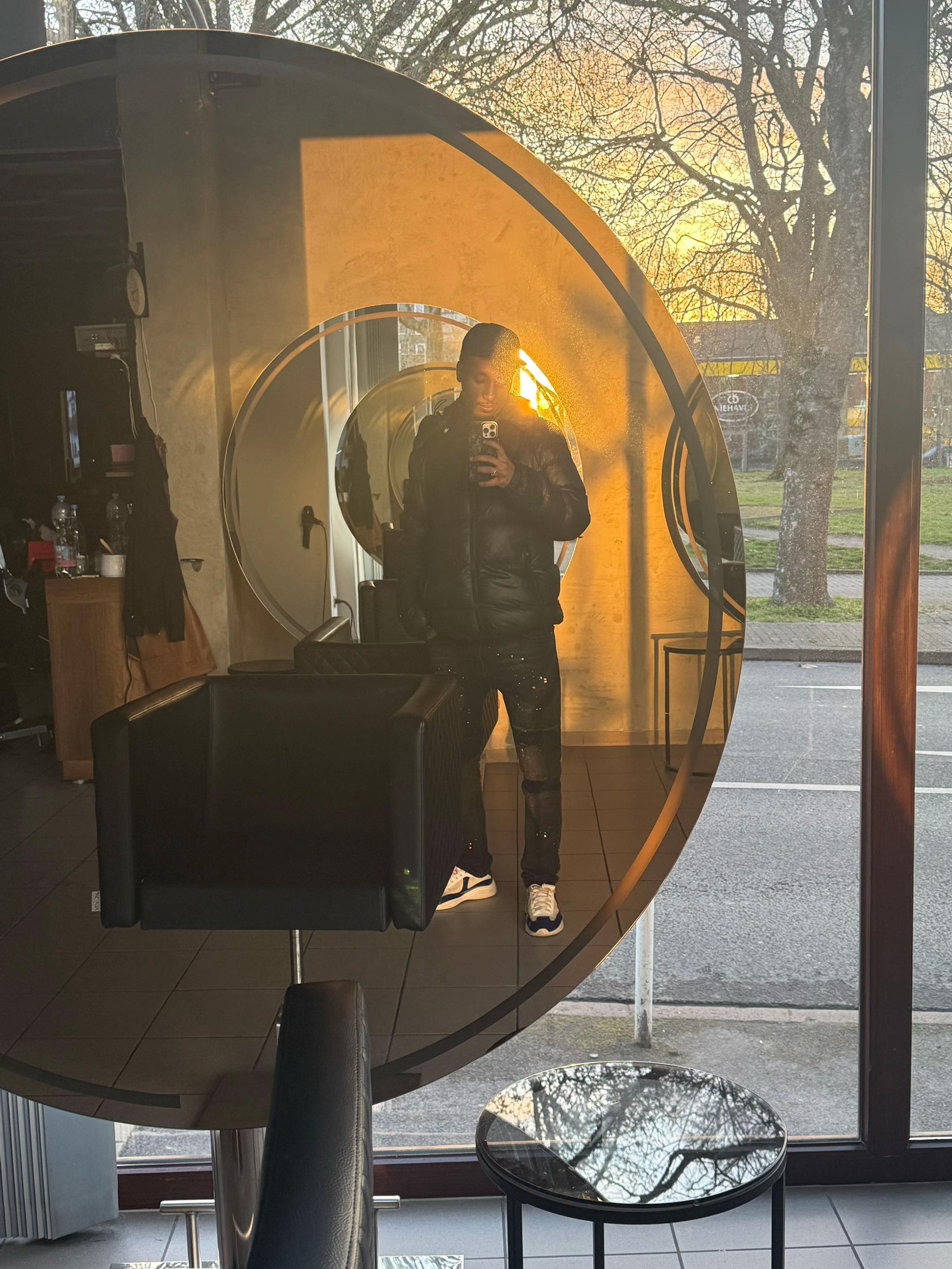 @Abdi der Friseur💈