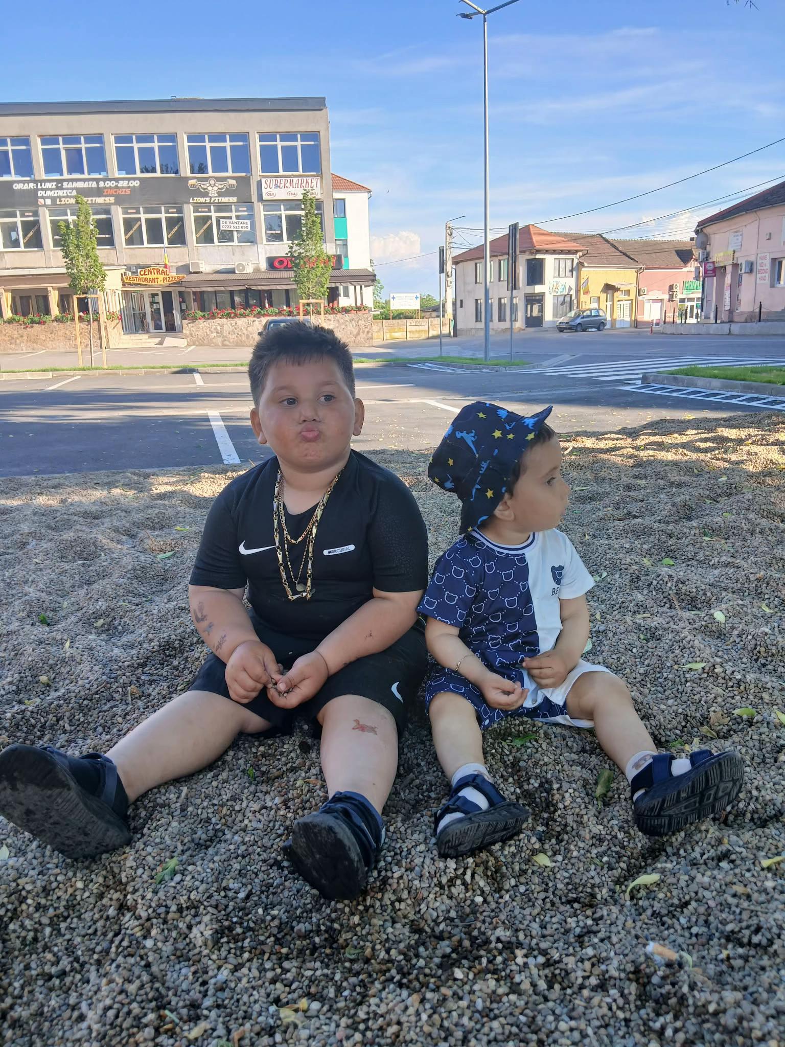 @Erik❤️Ayan