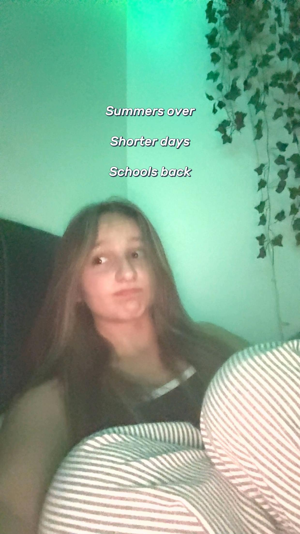 @￴