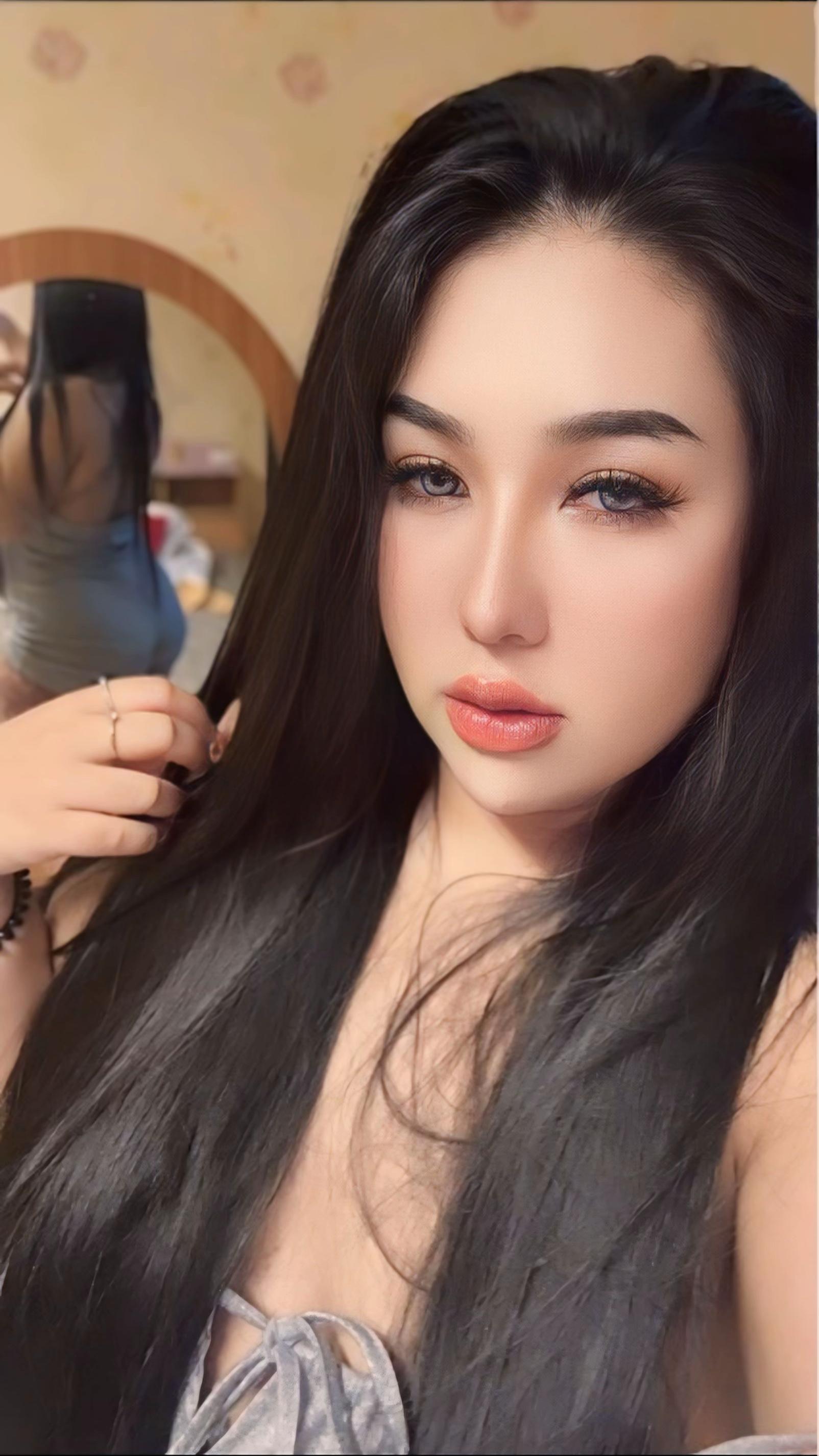 @𝑵𝒂𝒅𝒊𝒂 🐍🕷️