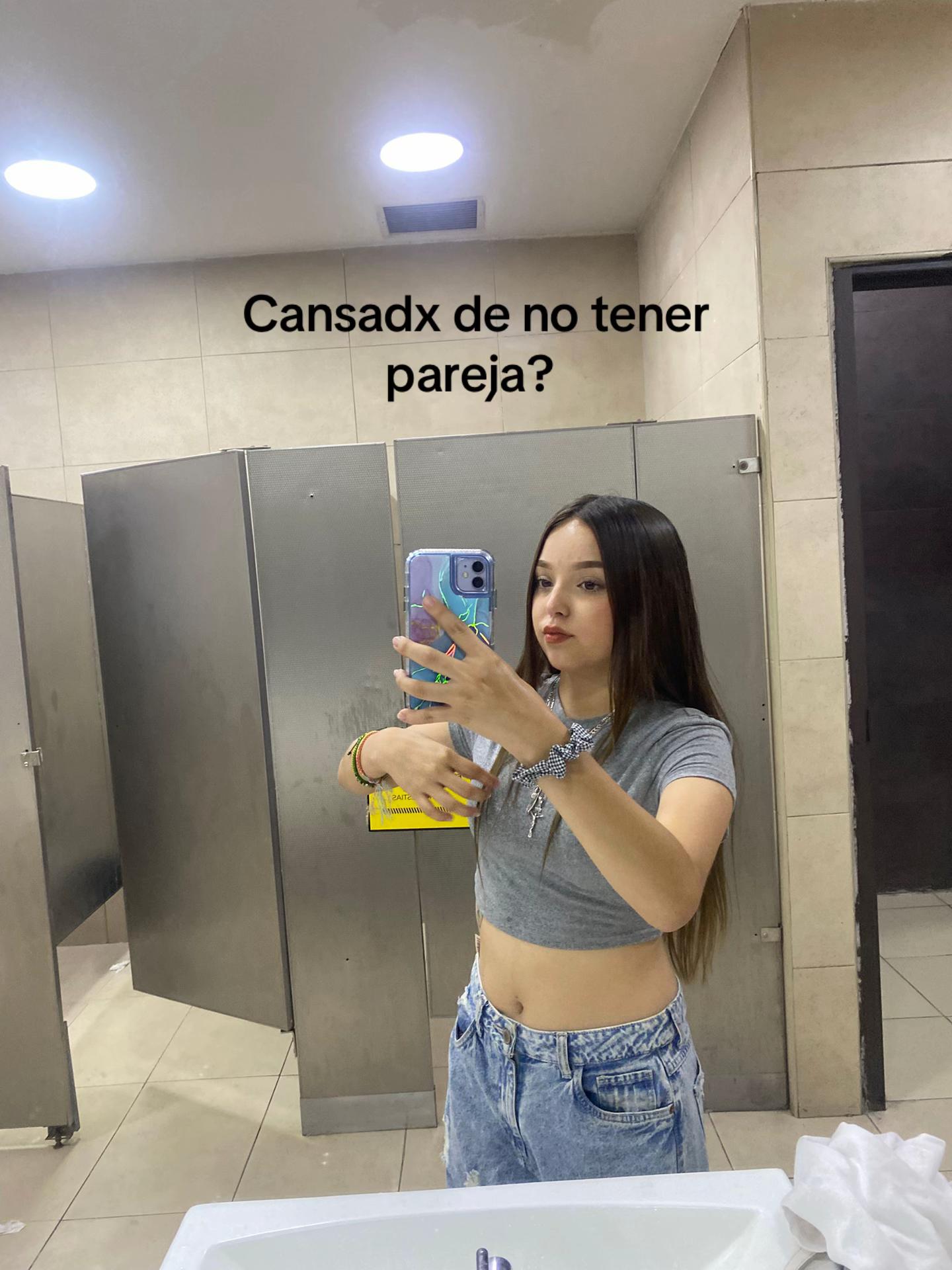 @𝓼𝓸𝓵𝓲𝓼