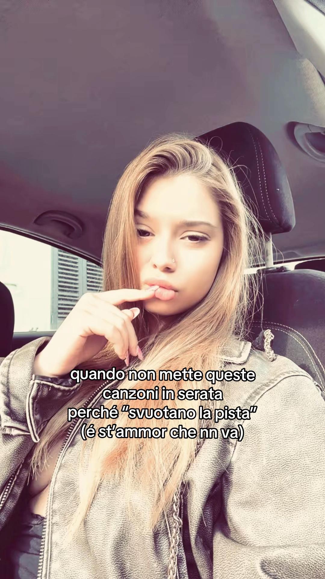 @mellaa