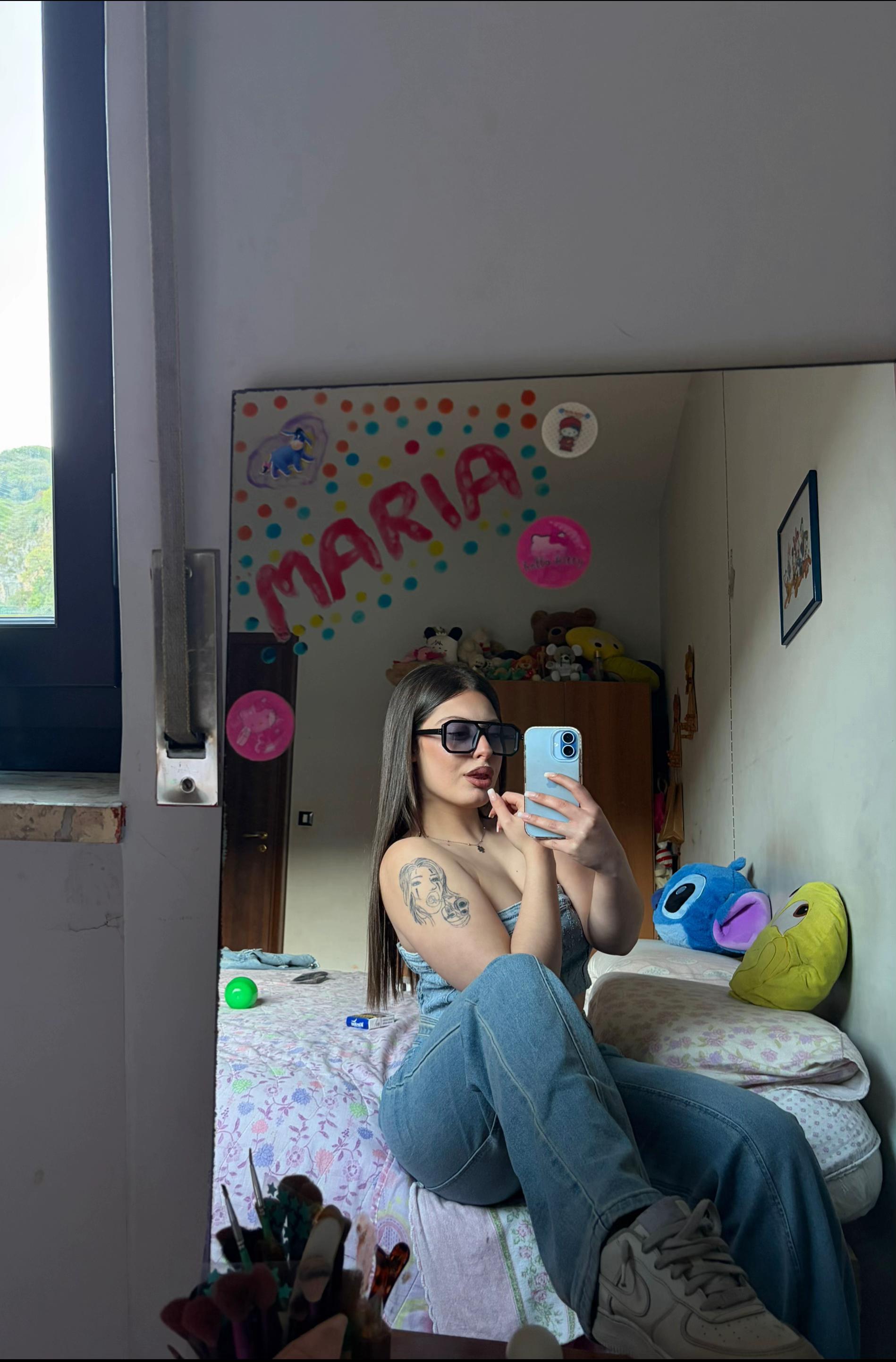 @M4MM4 M4RY