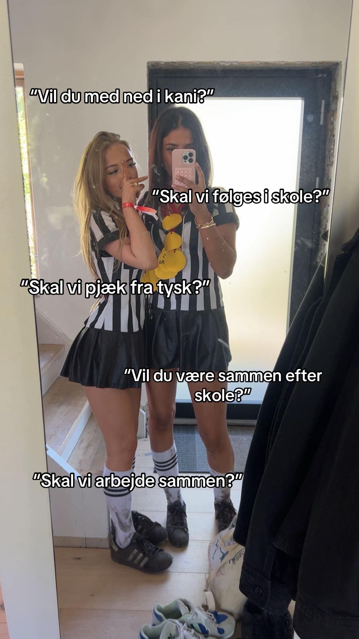 @🪩