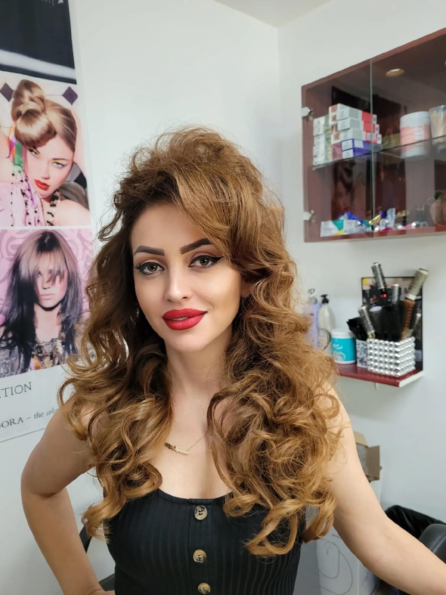 @Make up Elena
