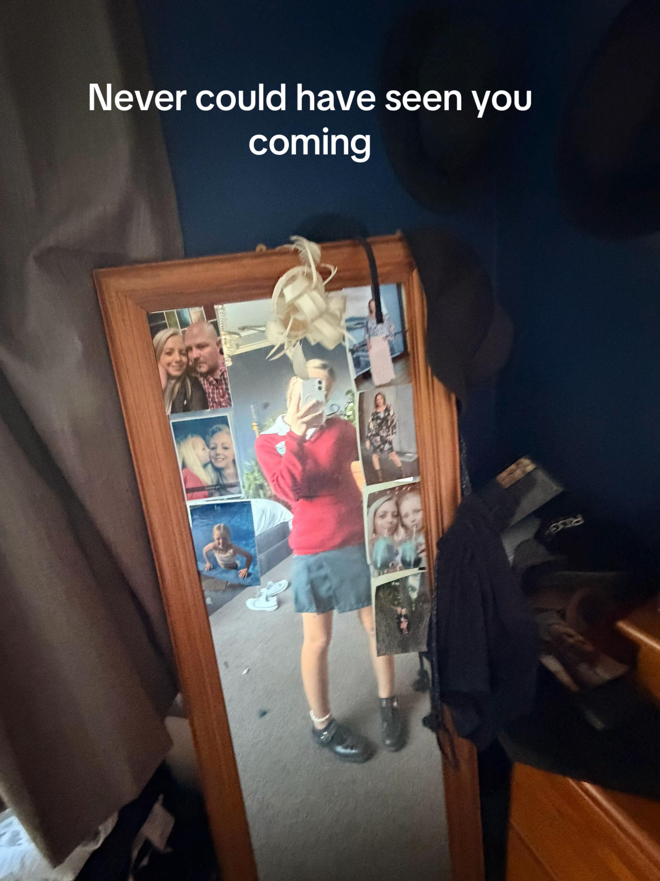 @𝒢