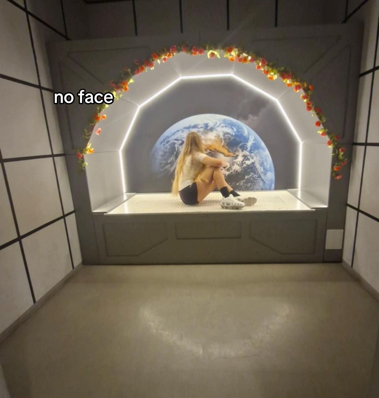 @๐